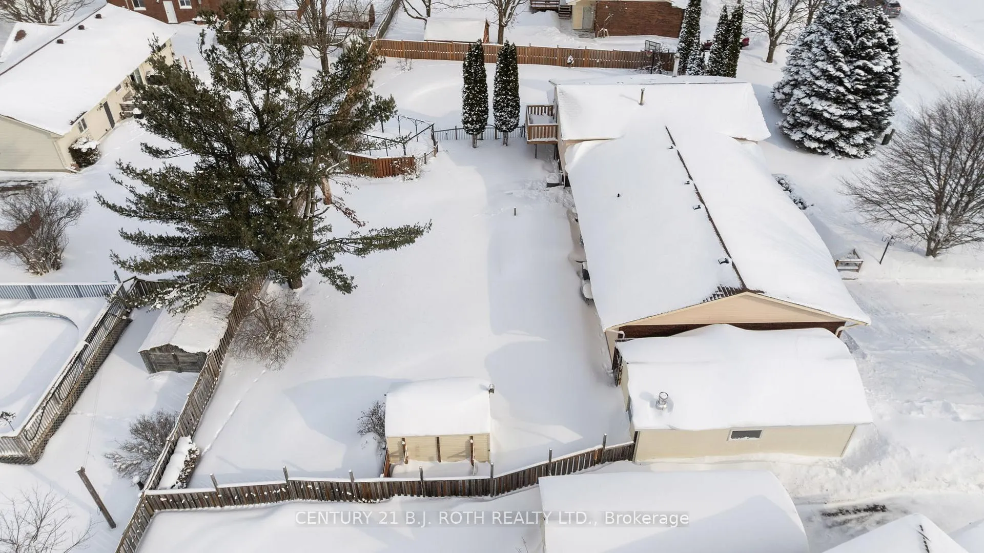 Photo 40 of 218 Parkside Crescent, Innisfil, Stroud — HOMEH