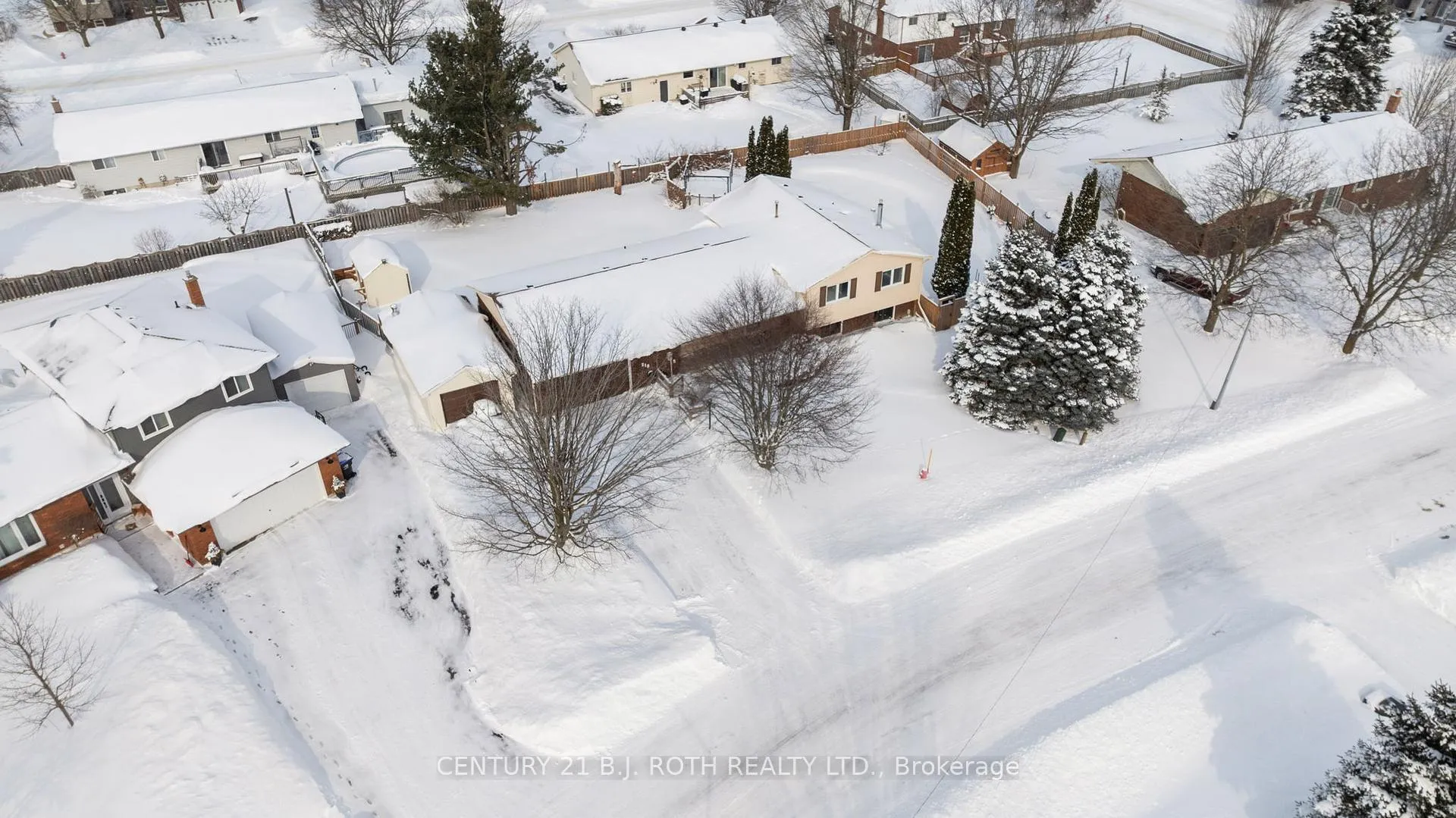 Photo 41 of 218 Parkside Crescent, Innisfil, Stroud — HOMEH