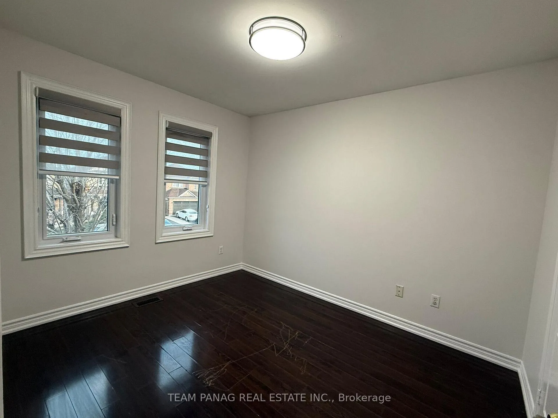 Photo 9 of 52 Sweet Clover Crescent N, Brampton, Sandringham-Wellington — HOMEH
