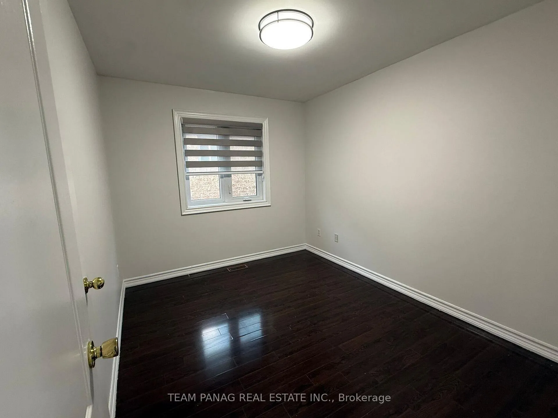 Photo 14 of 52 Sweet Clover Crescent N, Brampton, Sandringham-Wellington — HOMEH