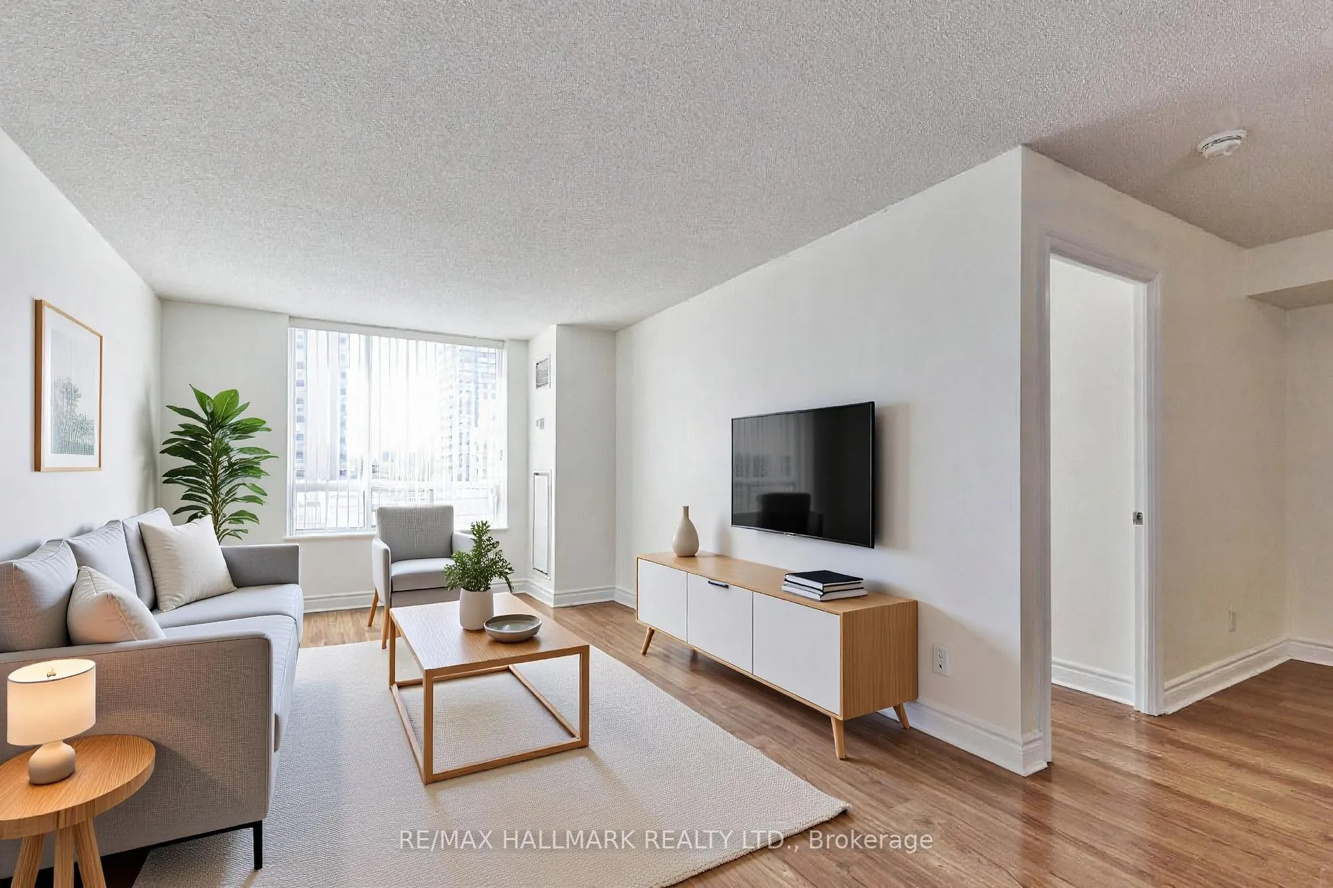 Photo 9 of Unit 607, 123 Eglinton Avenue, Toronto, Mount Pleasant West — HOMEH