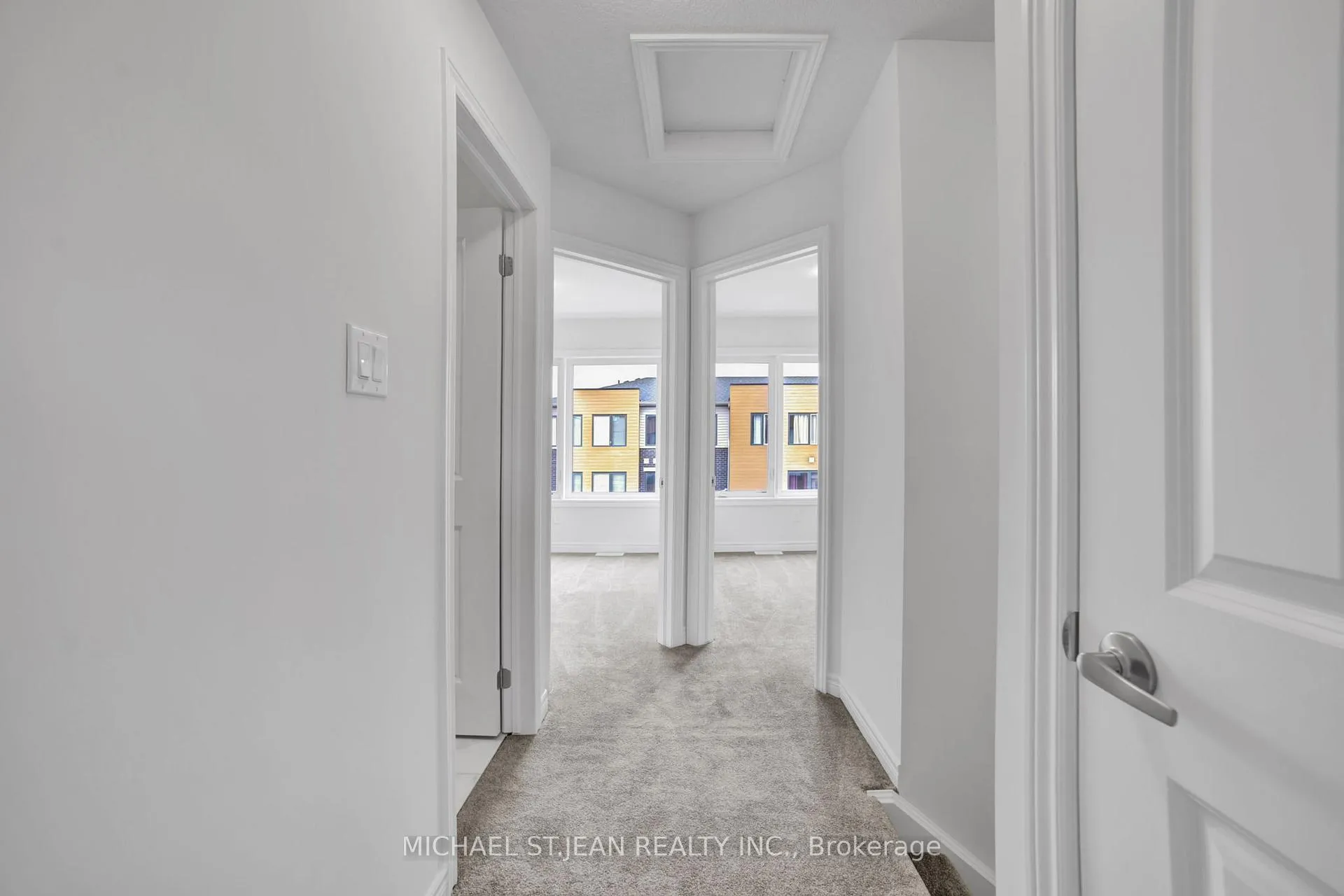 Photo 20 of 29 Radison Lane, Hamilton, McQuesten — HOMEH