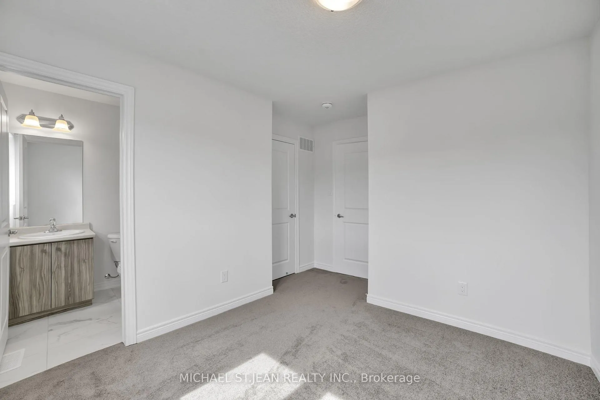 Photo 24 of 29 Radison Lane, Hamilton, McQuesten — HOMEH