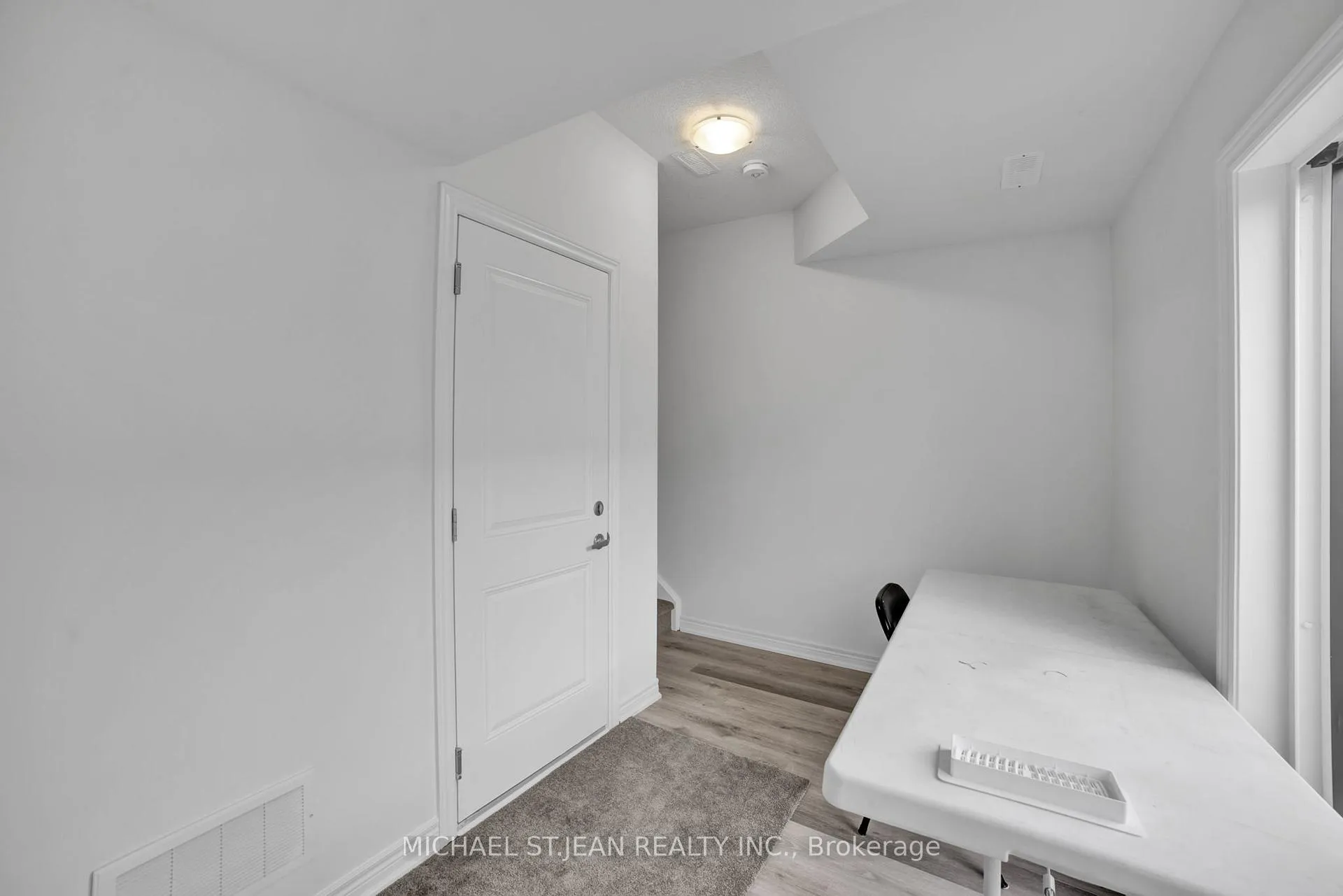 Photo 30 of 29 Radison Lane, Hamilton, McQuesten — HOMEH