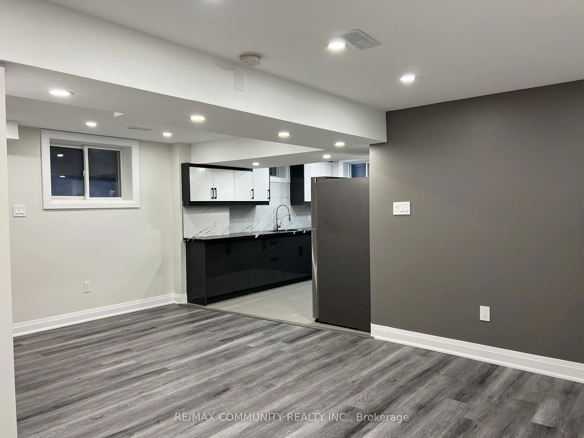 Photo 5 of Unit Bsmt, 21 Hazeldine Drive, Ajax, Northwest Ajax — HOMEH