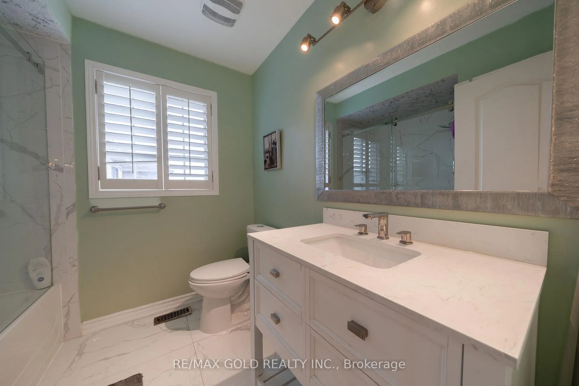 Photo 29 of 19 Spring Valley Court, Brampton, Bram East — HOMEH