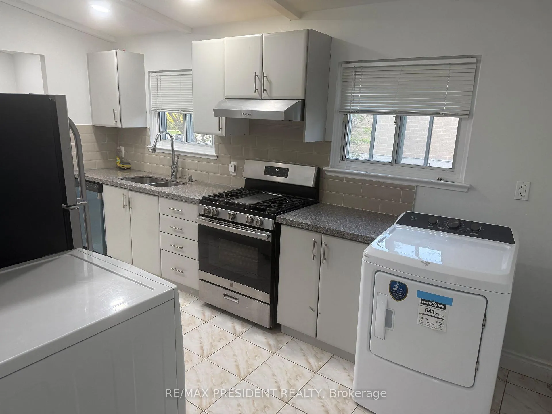 Photo 3 of Unit UPPER, 45 Elmvale Crescent, Etobicoke, West Humber-Clairville — HOMEH