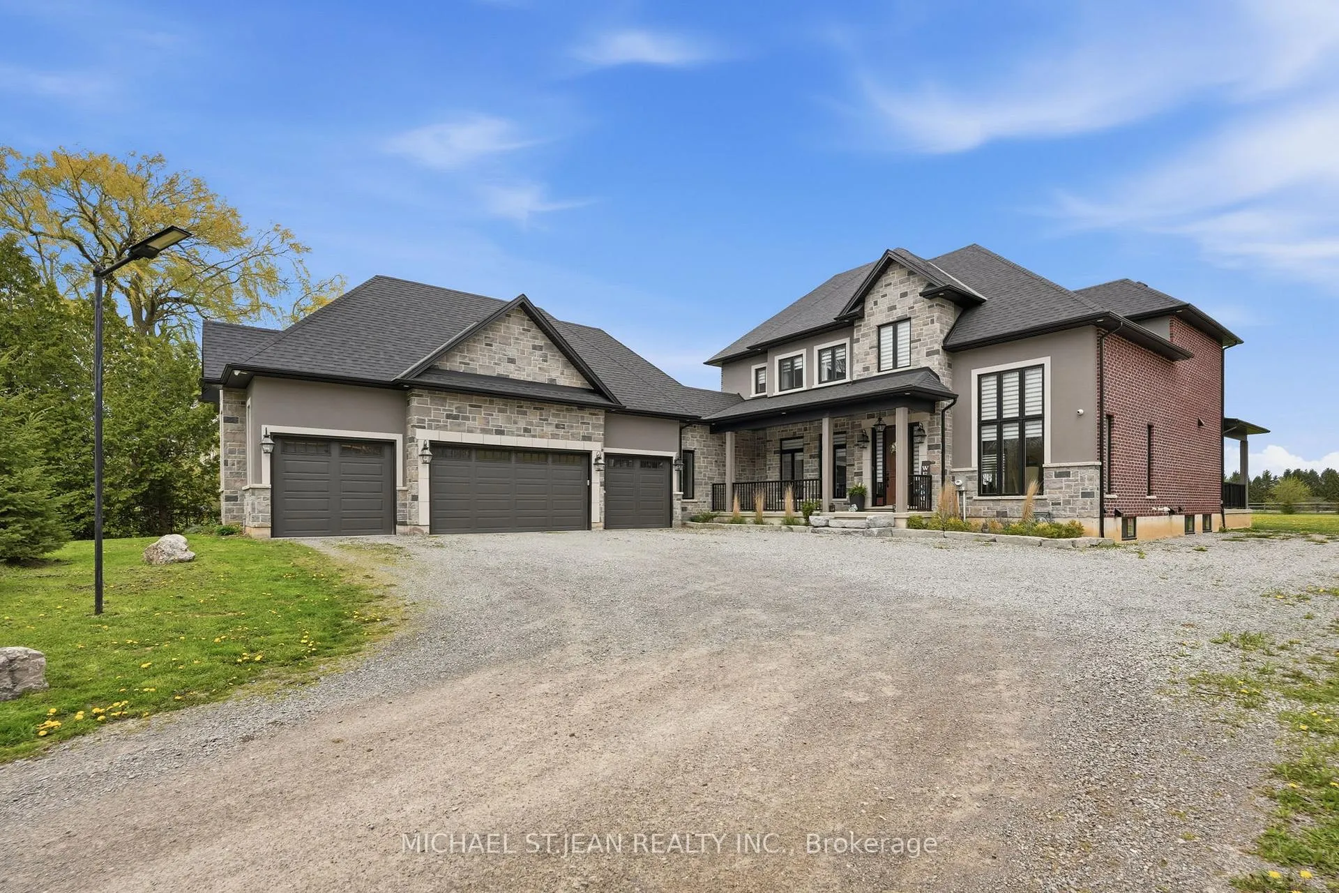 Photo 2 of 187 Sunnyridge Road, Hamilton, Jerseyville — HOMEH
