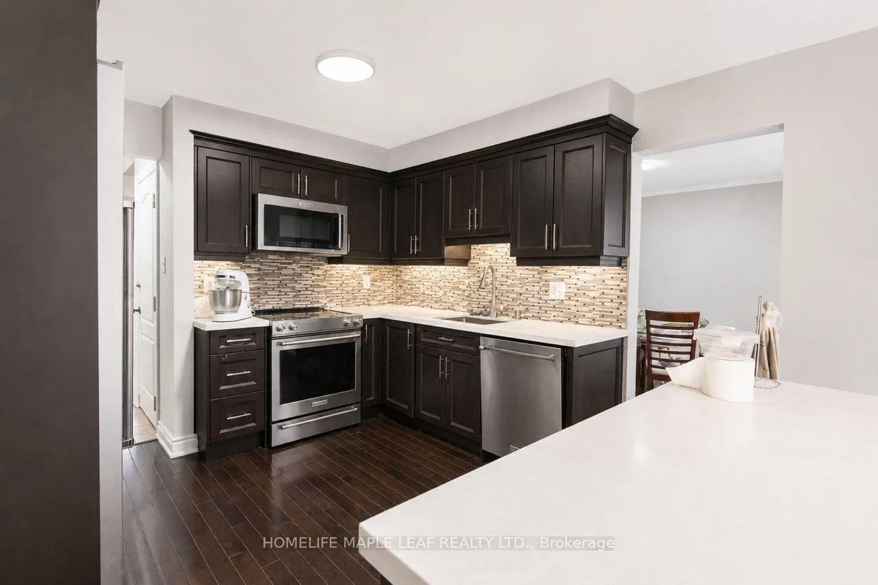 Photo 7 of 32 Brydon Crescent, Brampton, Northwood Park — HOMEH