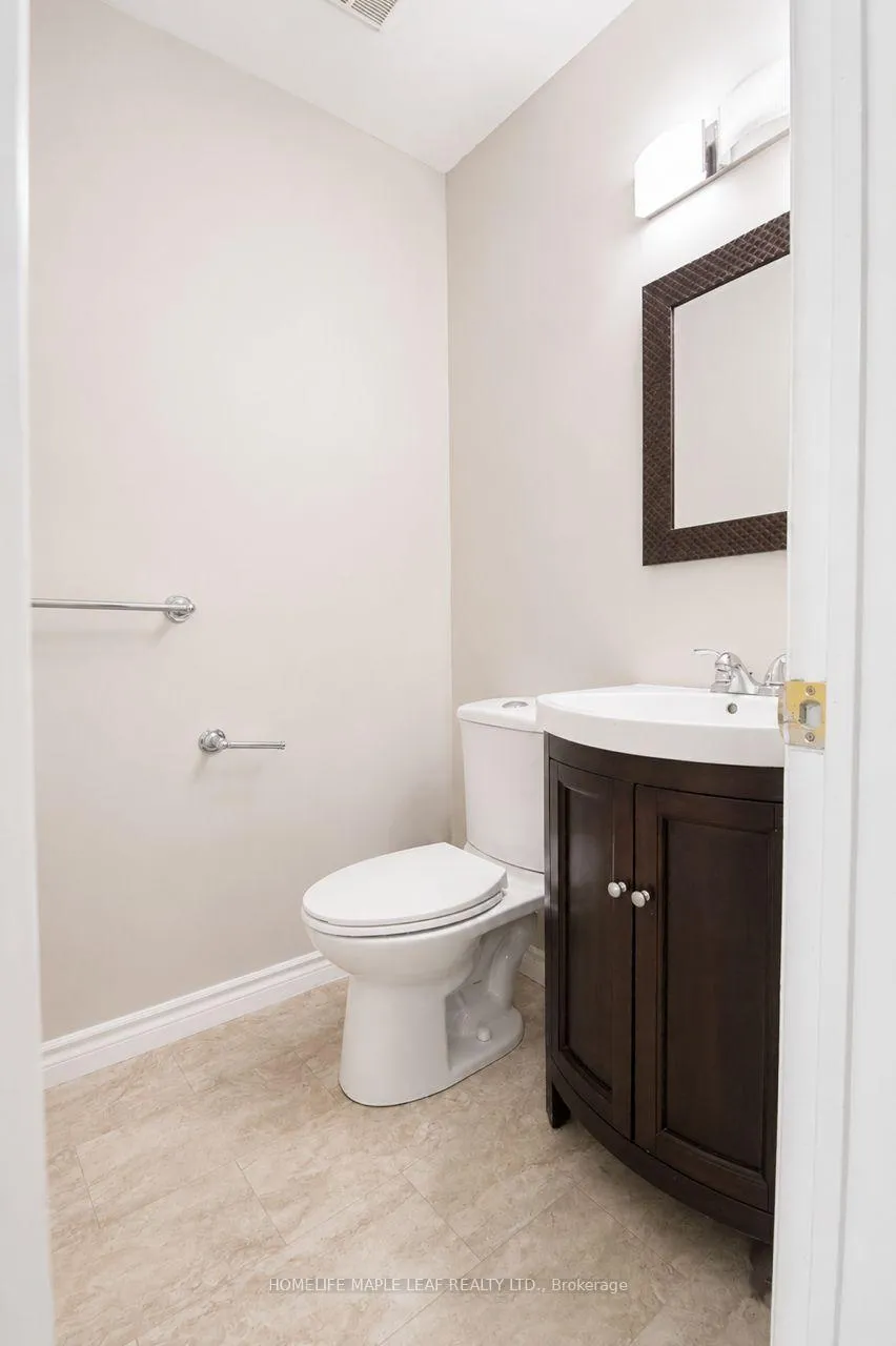 Photo 9 of 32 Brydon Crescent, Brampton, Northwood Park — HOMEH