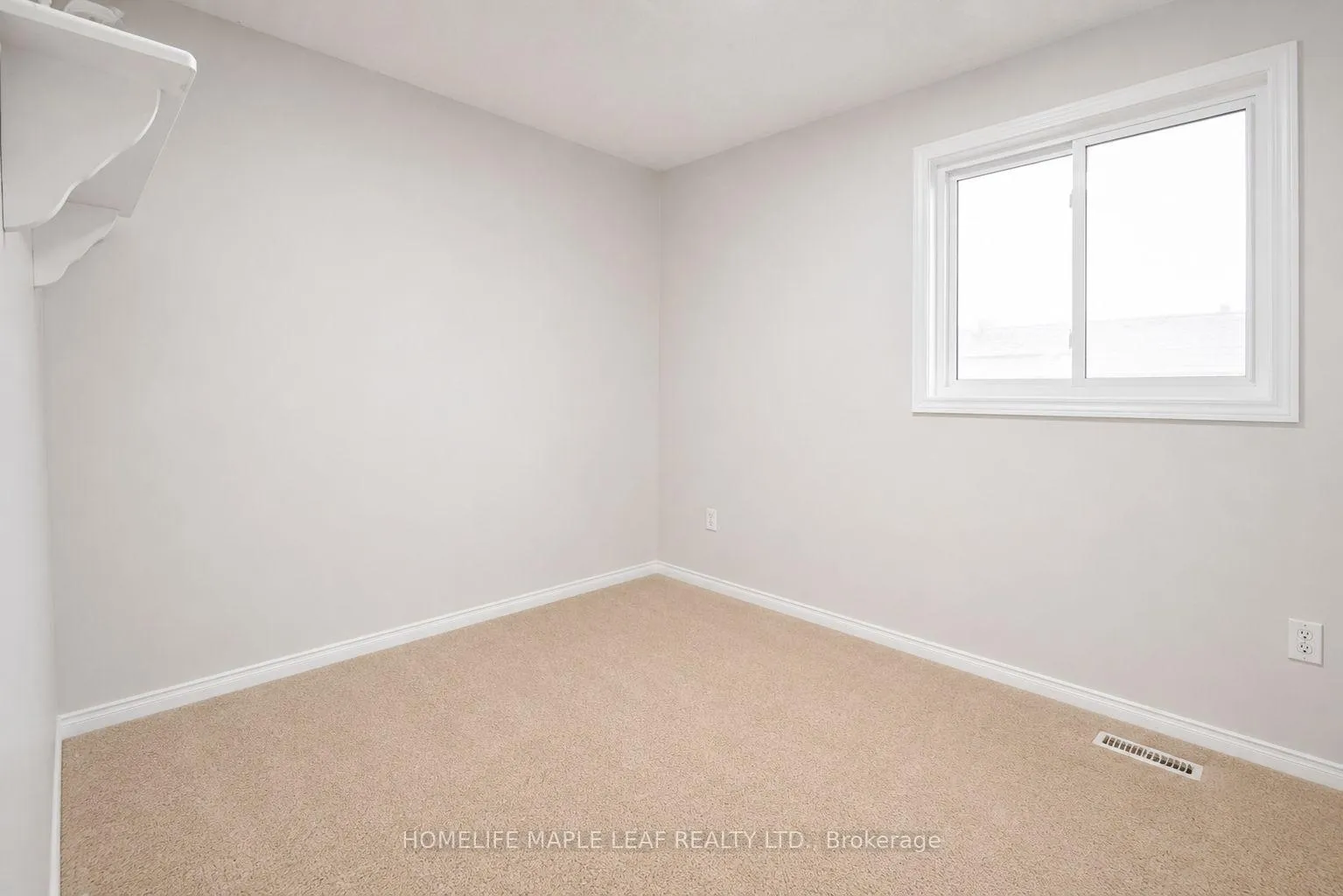 Photo 13 of 32 Brydon Crescent, Brampton, Northwood Park — HOMEH