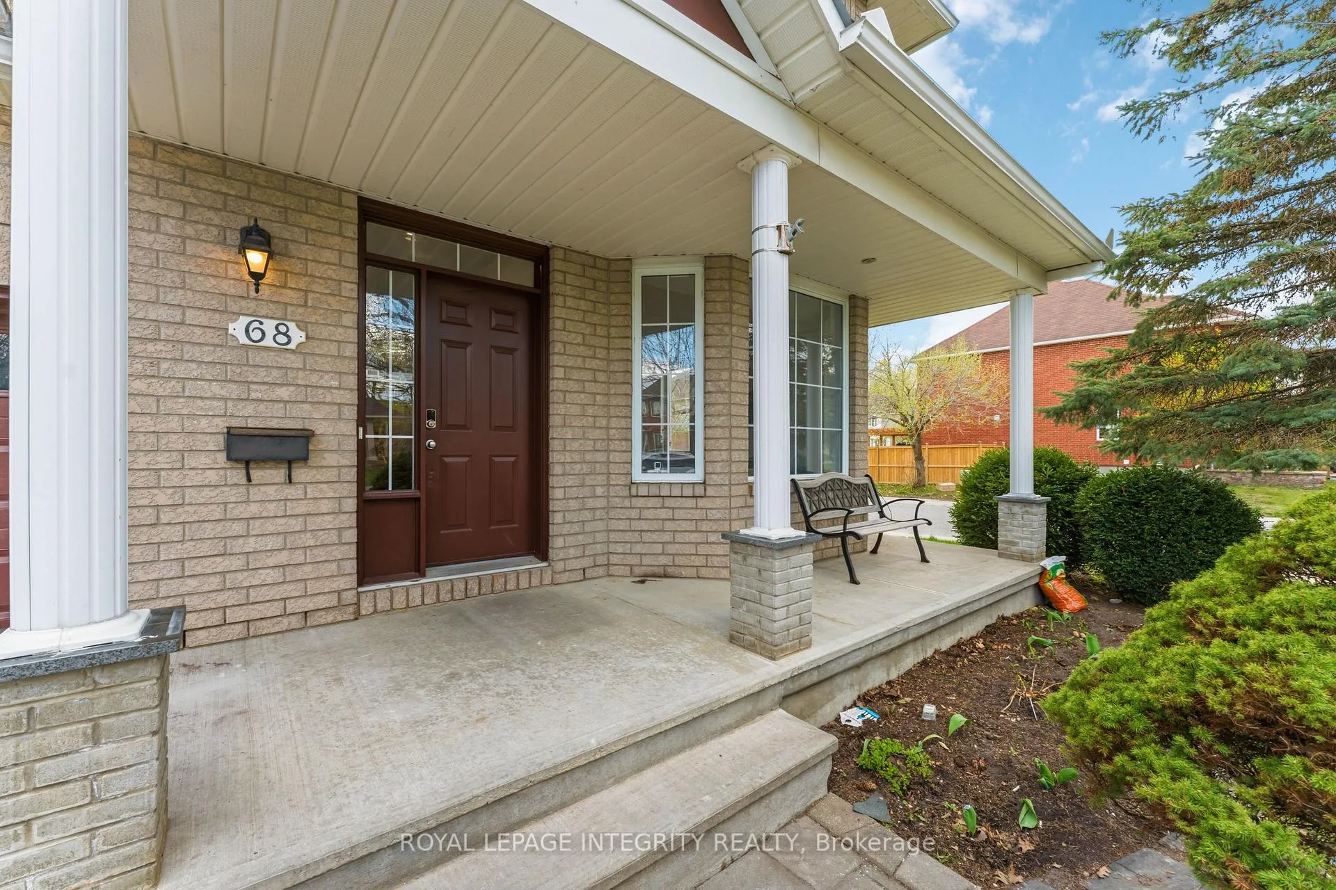 Photo 3 of 68 Greatwood Crescent, Ottawa, Barrhaven East — HOMEH
