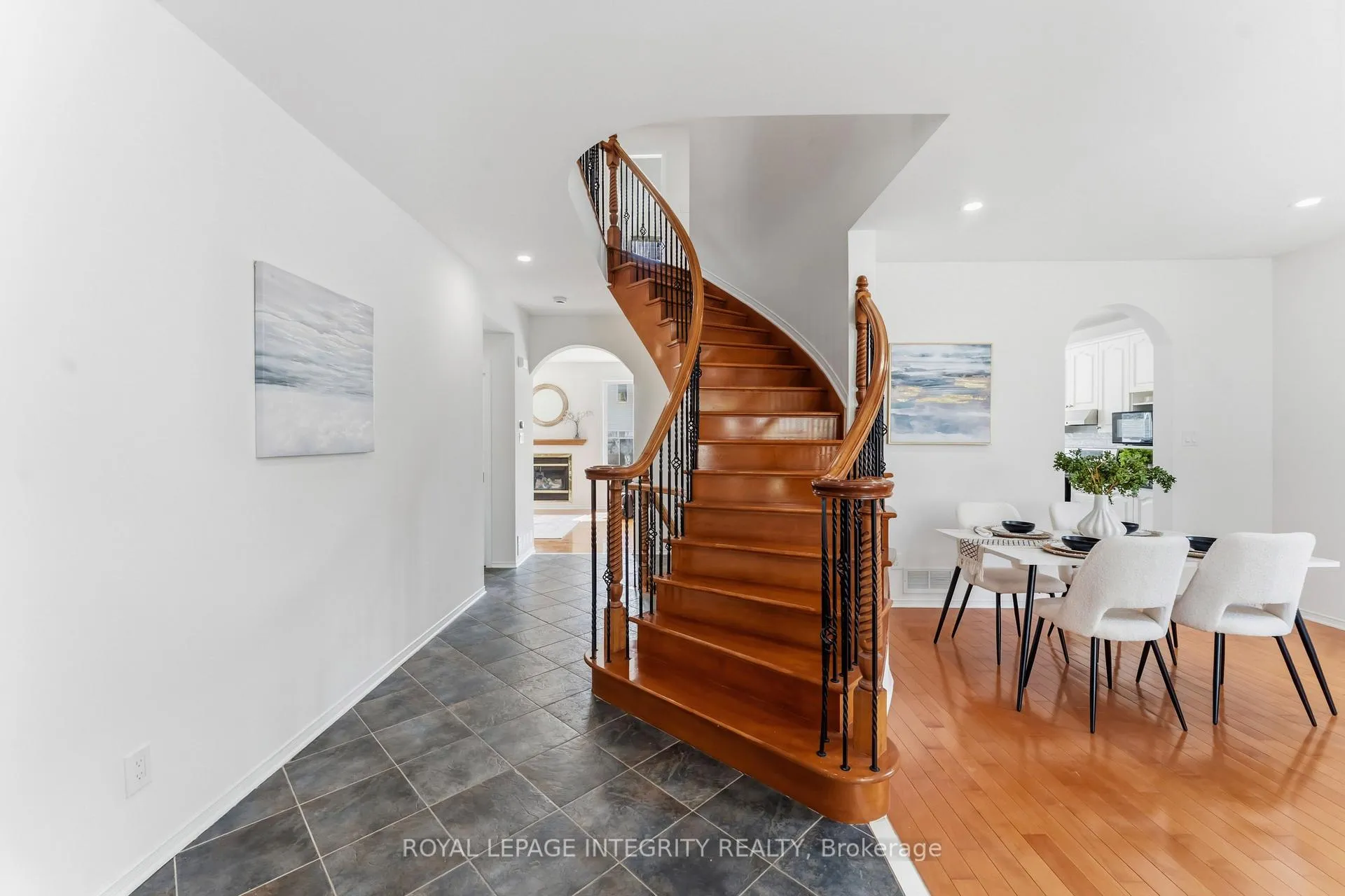 Photo 5 of 68 Greatwood Crescent, Ottawa, Barrhaven East — HOMEH