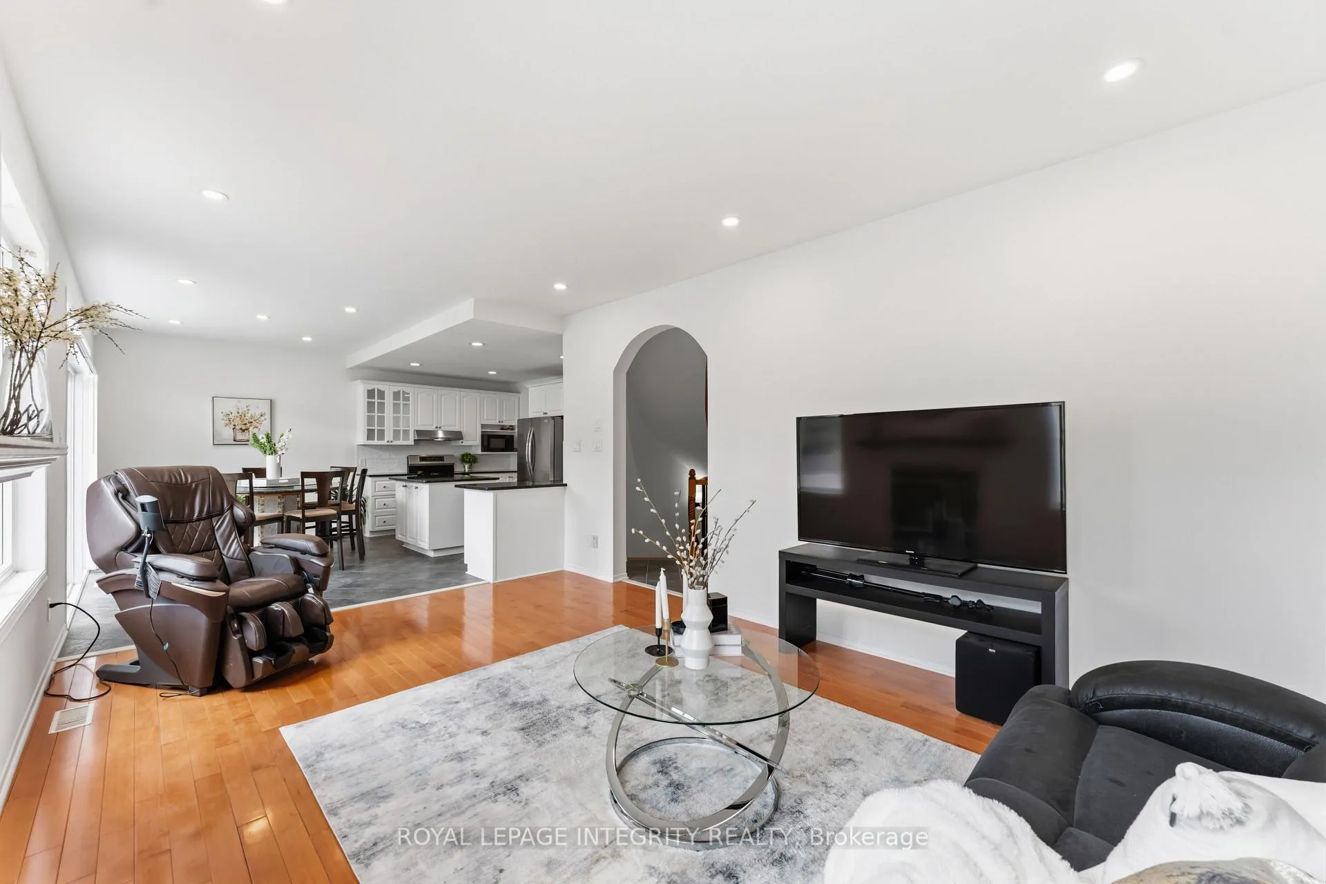 Photo 11 of 68 Greatwood Crescent, Ottawa, Barrhaven East — HOMEH