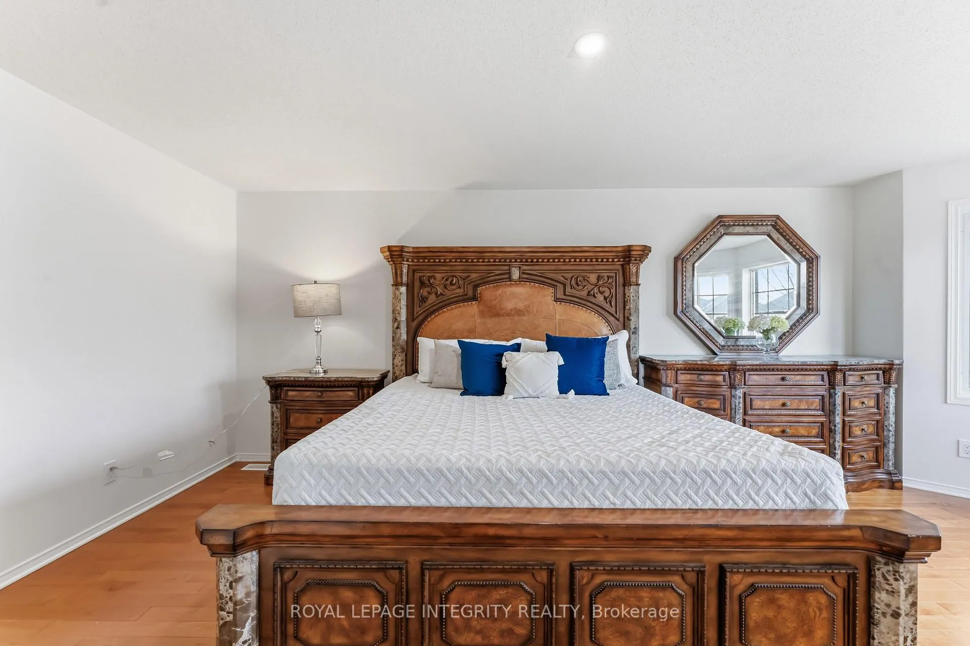 Photo 18 of 68 Greatwood Crescent, Ottawa, Barrhaven East — HOMEH