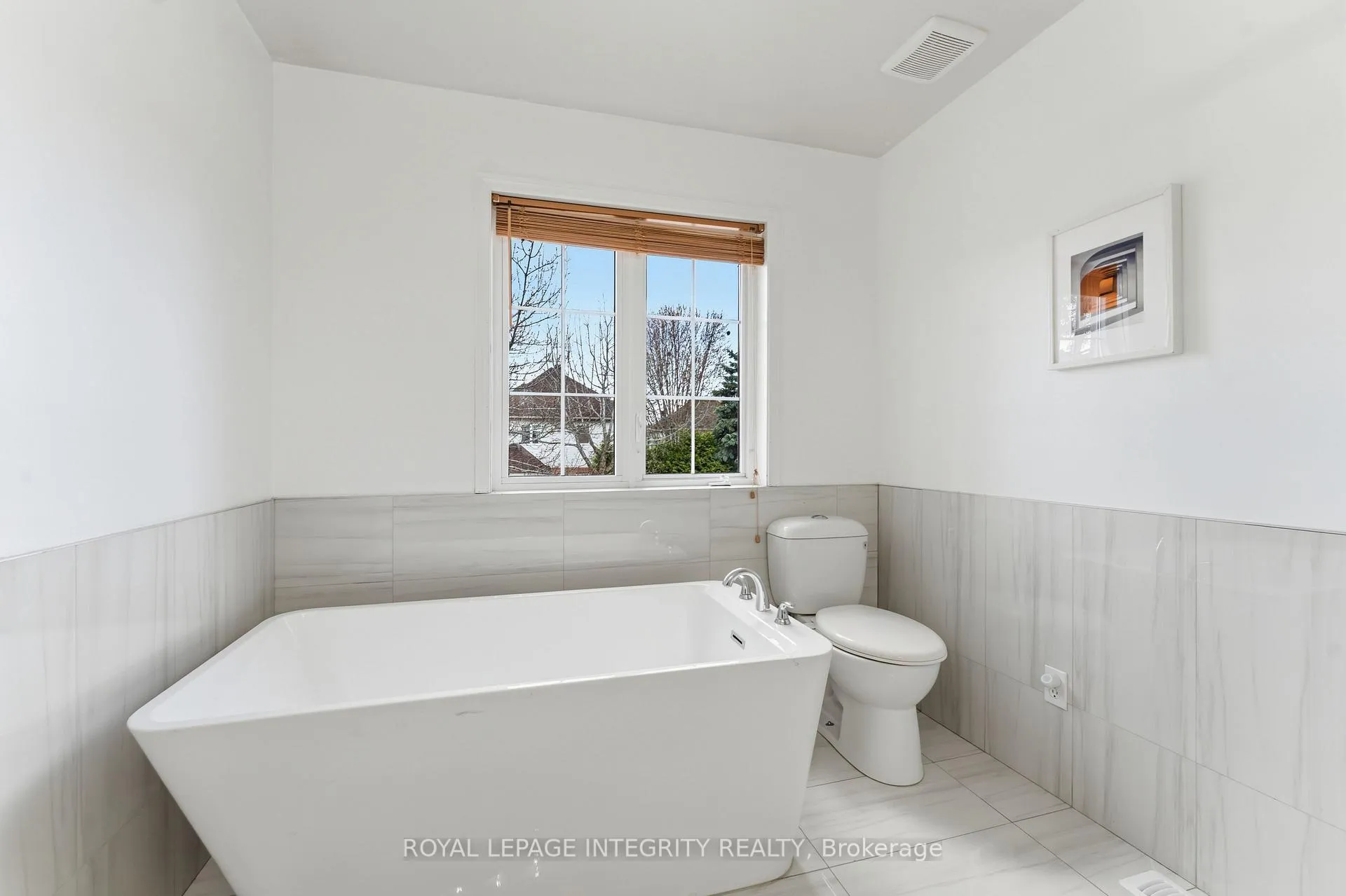 Photo 21 of 68 Greatwood Crescent, Ottawa, Barrhaven East — HOMEH