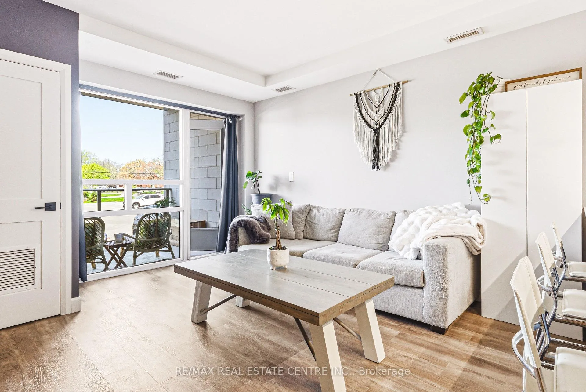 Photo 9 of Unit 111, 34 Norman Street, Brantford, Fairview/Greenbrier — HOMEH