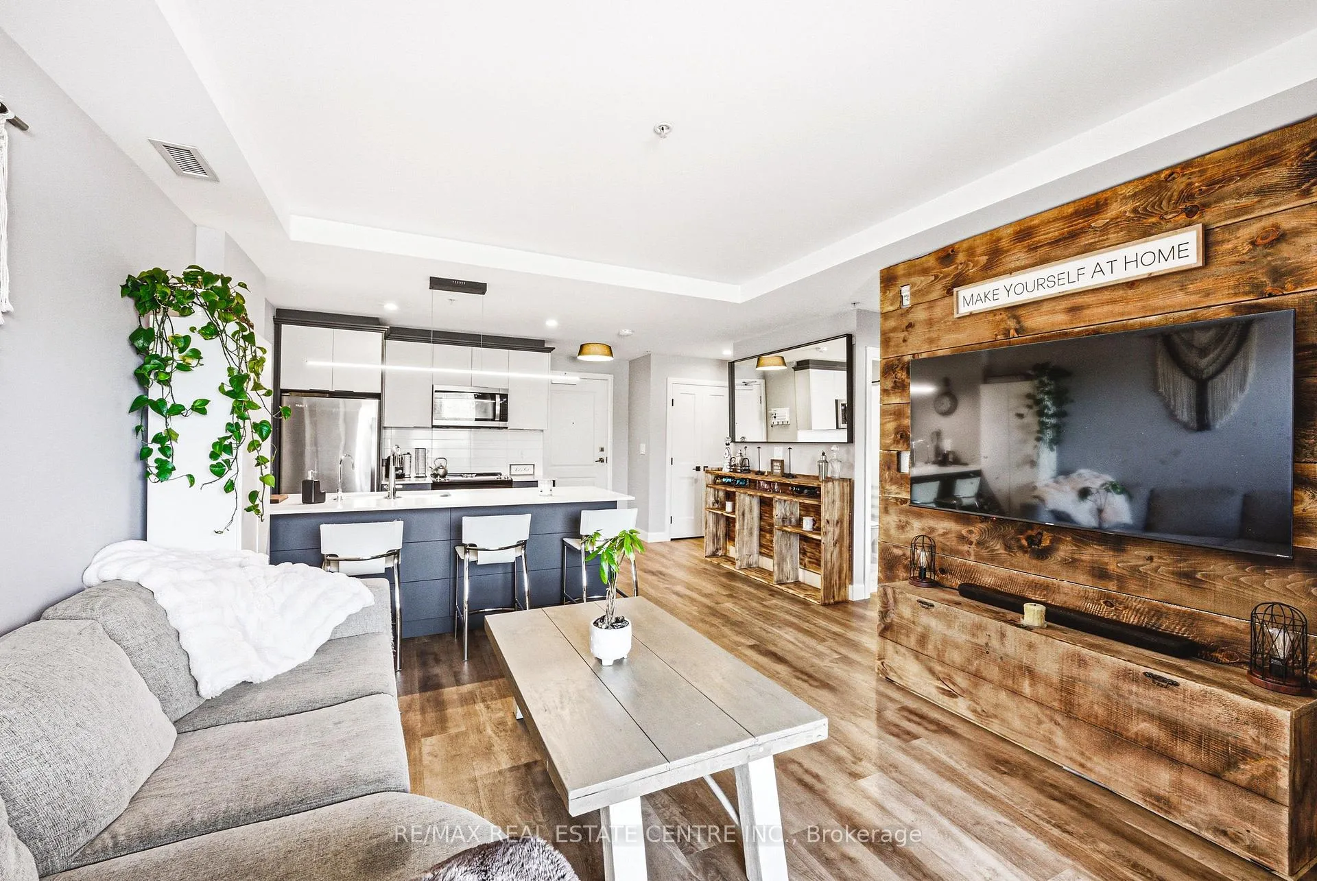 Photo 10 of Unit 111, 34 Norman Street, Brantford, Fairview/Greenbrier — HOMEH