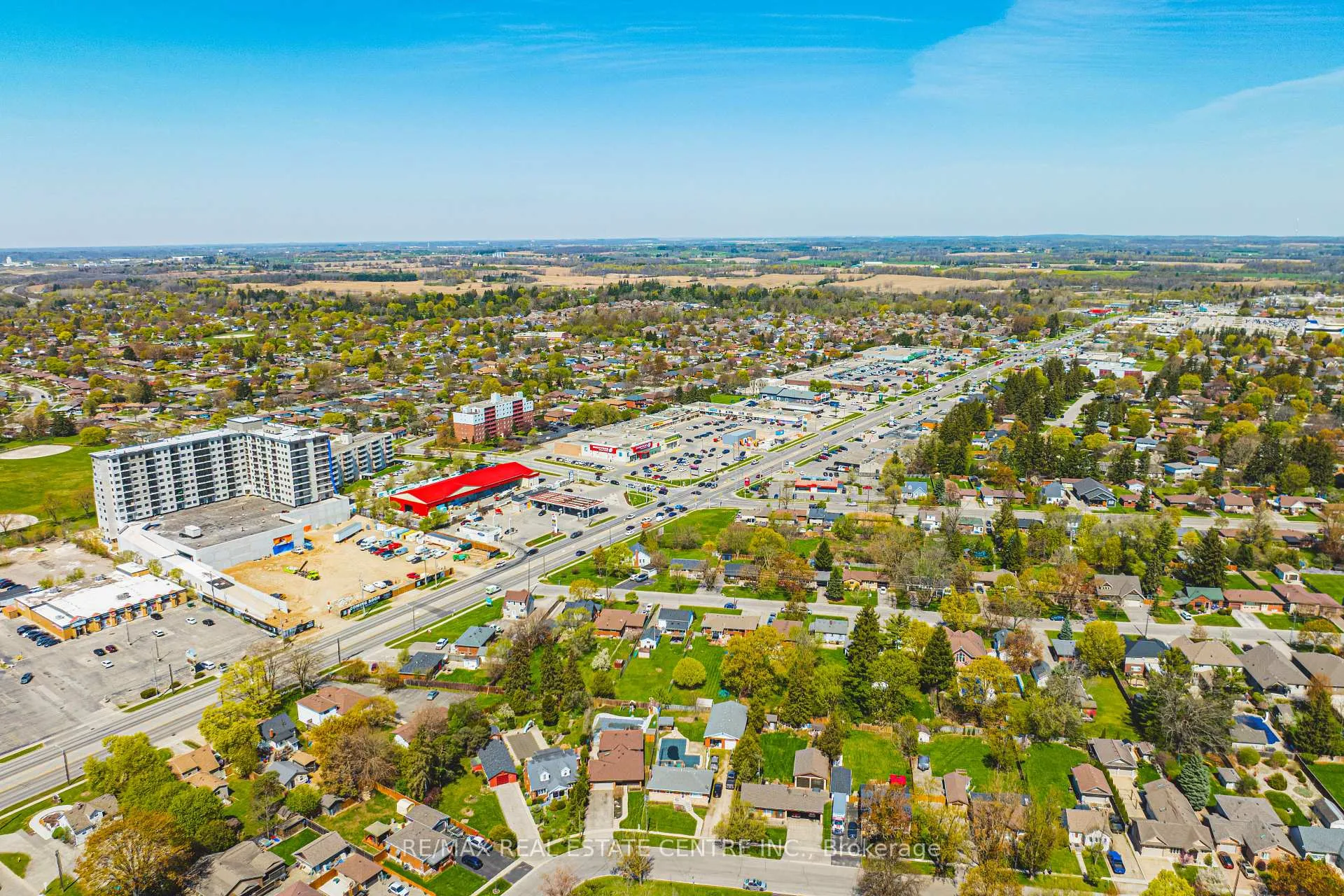 Photo 35 of Unit 111, 34 Norman Street, Brantford, Fairview/Greenbrier — HOMEH