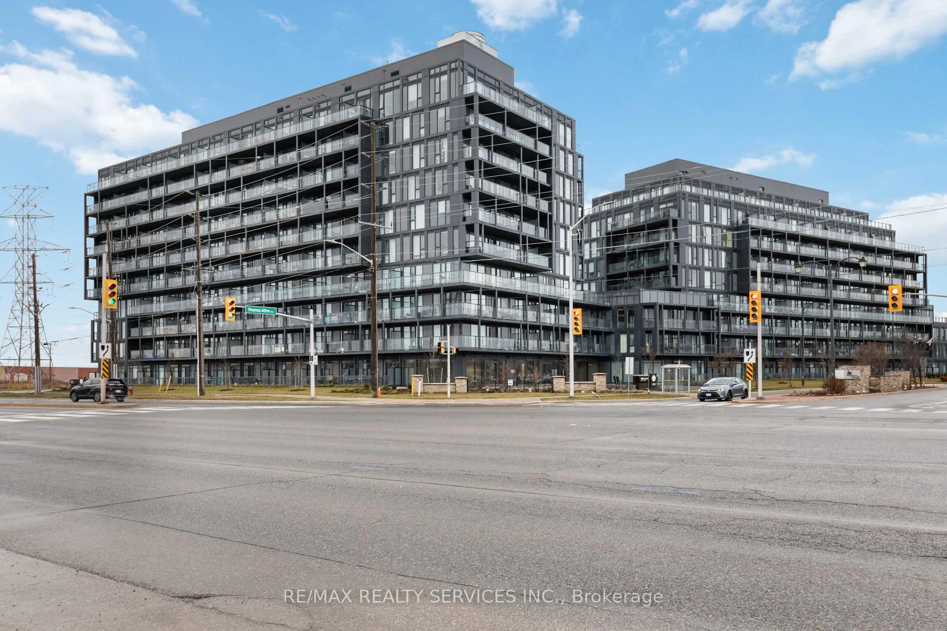 Front of Unit B713, 3200 Dakota Common