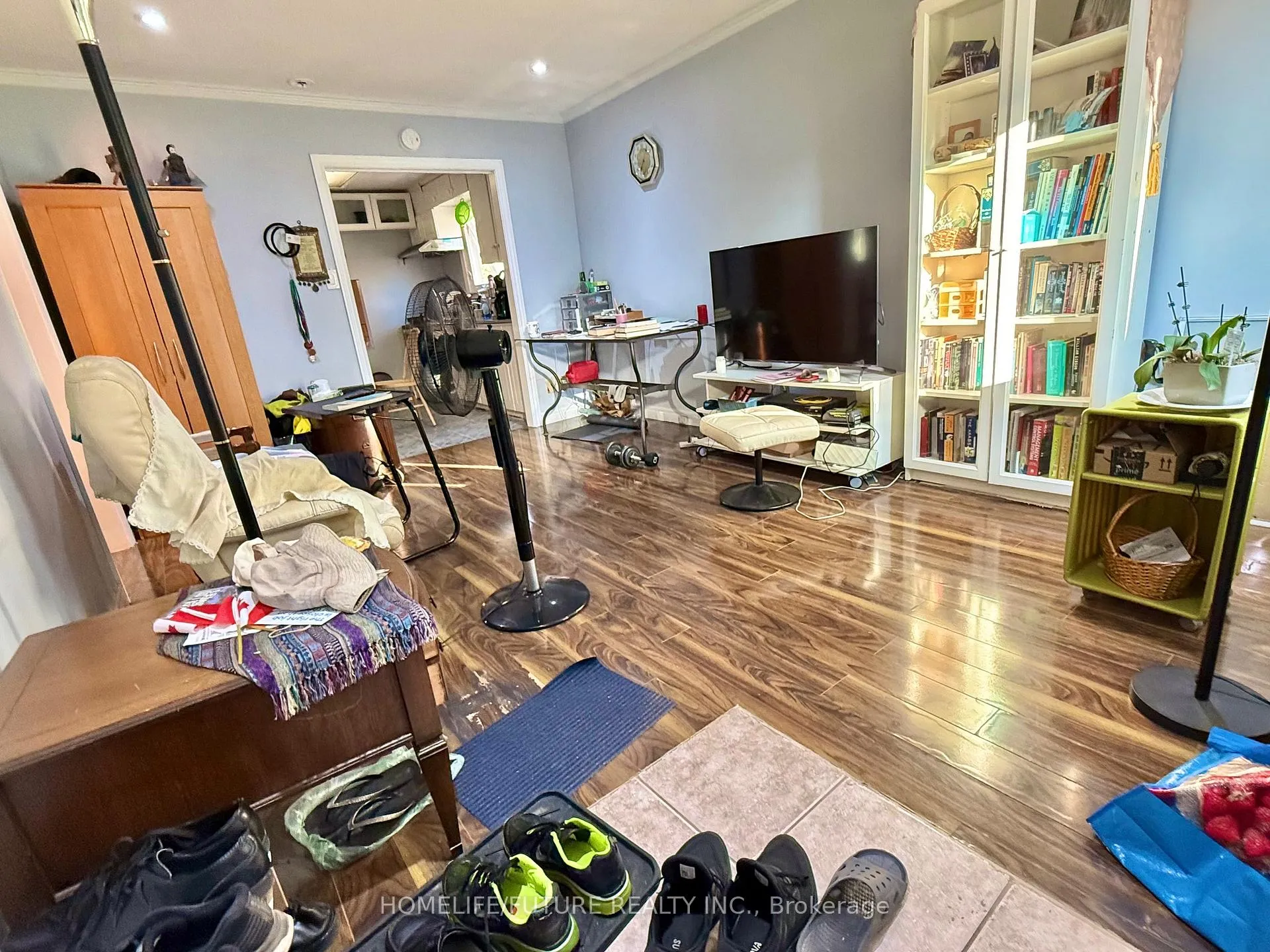 Photo 9 of 5 Weir Crescent, Scarborough, West Hill — HOMEH