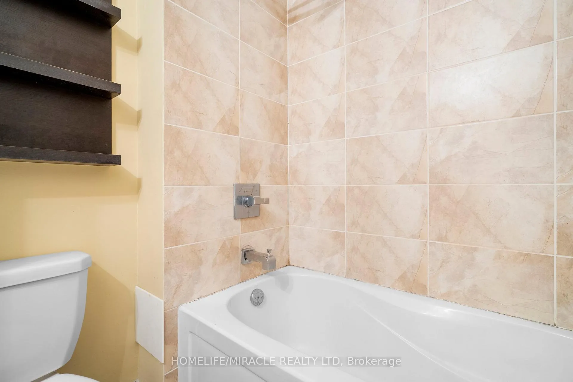 Photo 19 of Unit 2604, 16 Brookers Lane, Etobicoke, Mimico — HOMEH