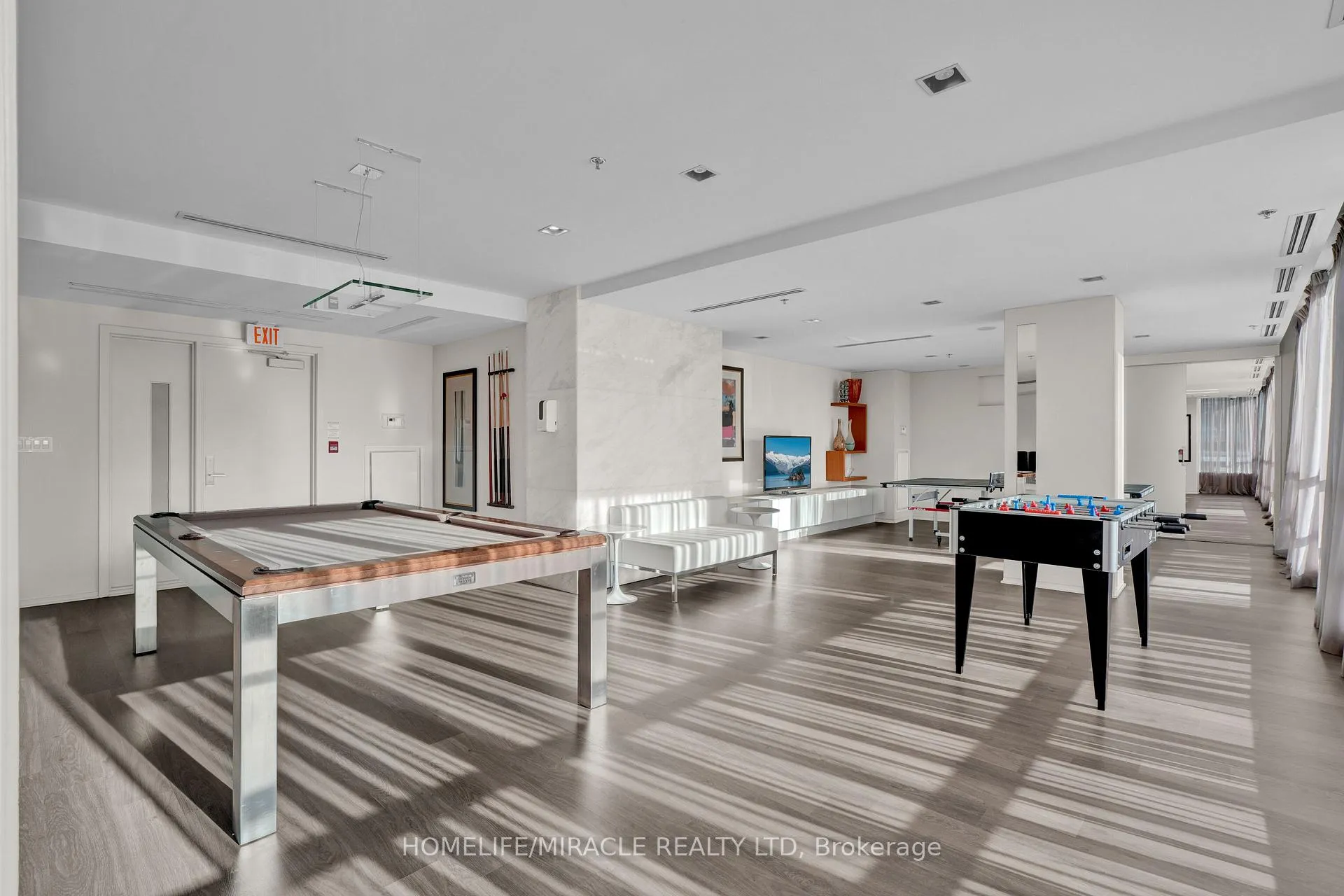 Photo 25 of Unit 2604, 16 Brookers Lane, Etobicoke, Mimico — HOMEH