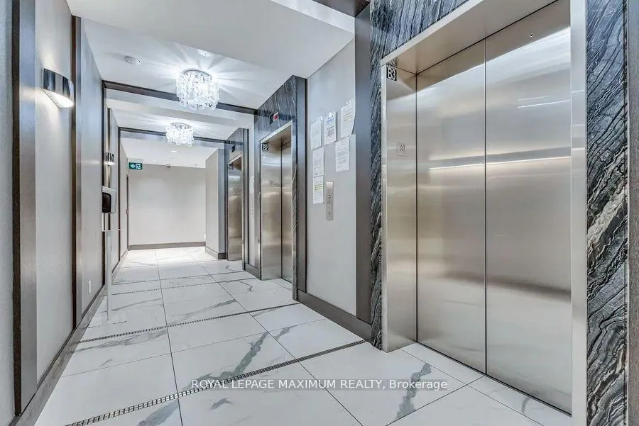 Photo 3 of Unit 2203, 3700 Highway 7 Road, Vaughan, Vaughan Corporate Centre — HOMEH