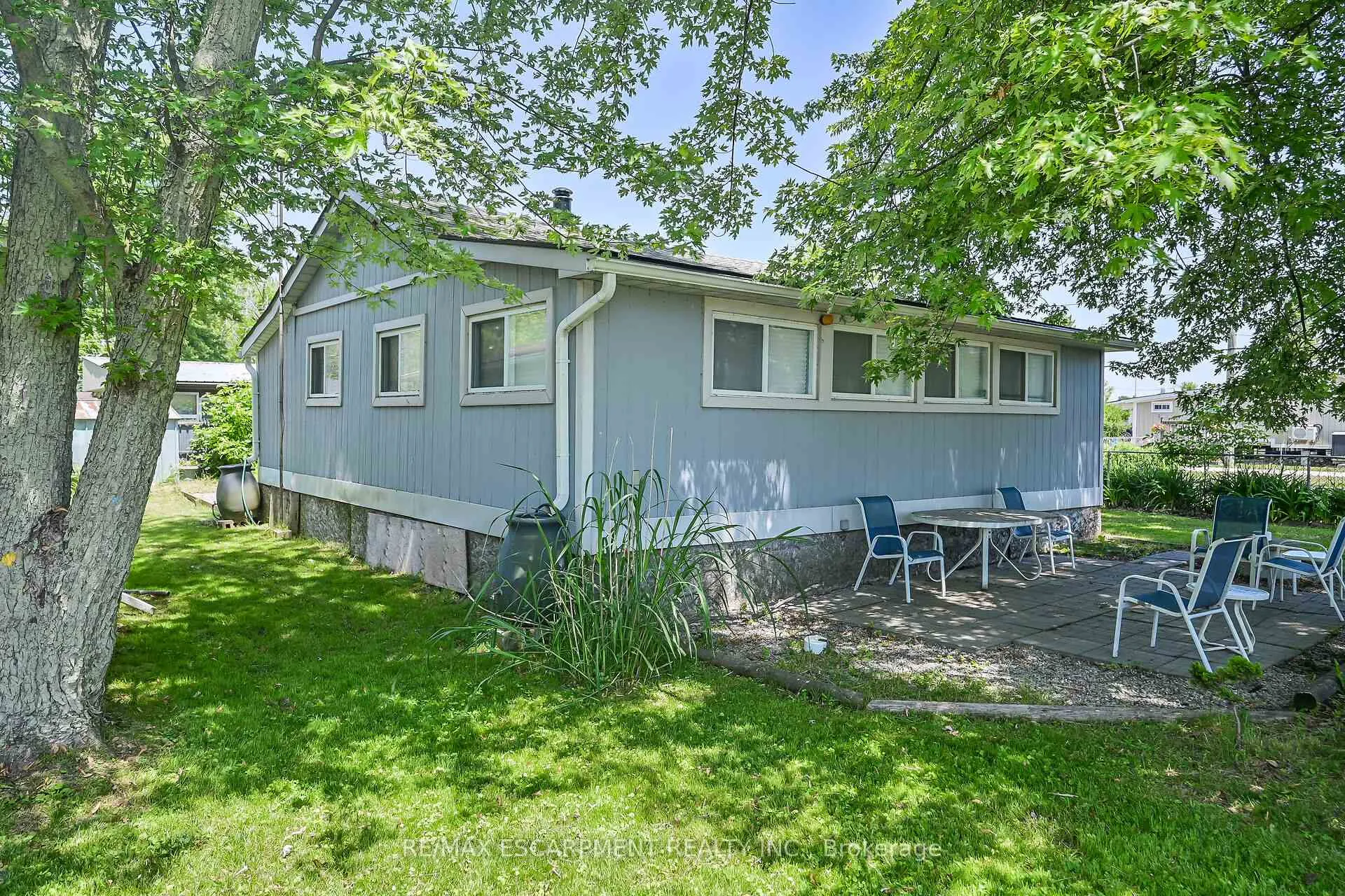 Photo 2 of 1041 Lakeshore Road, Haldimand — HOMEH