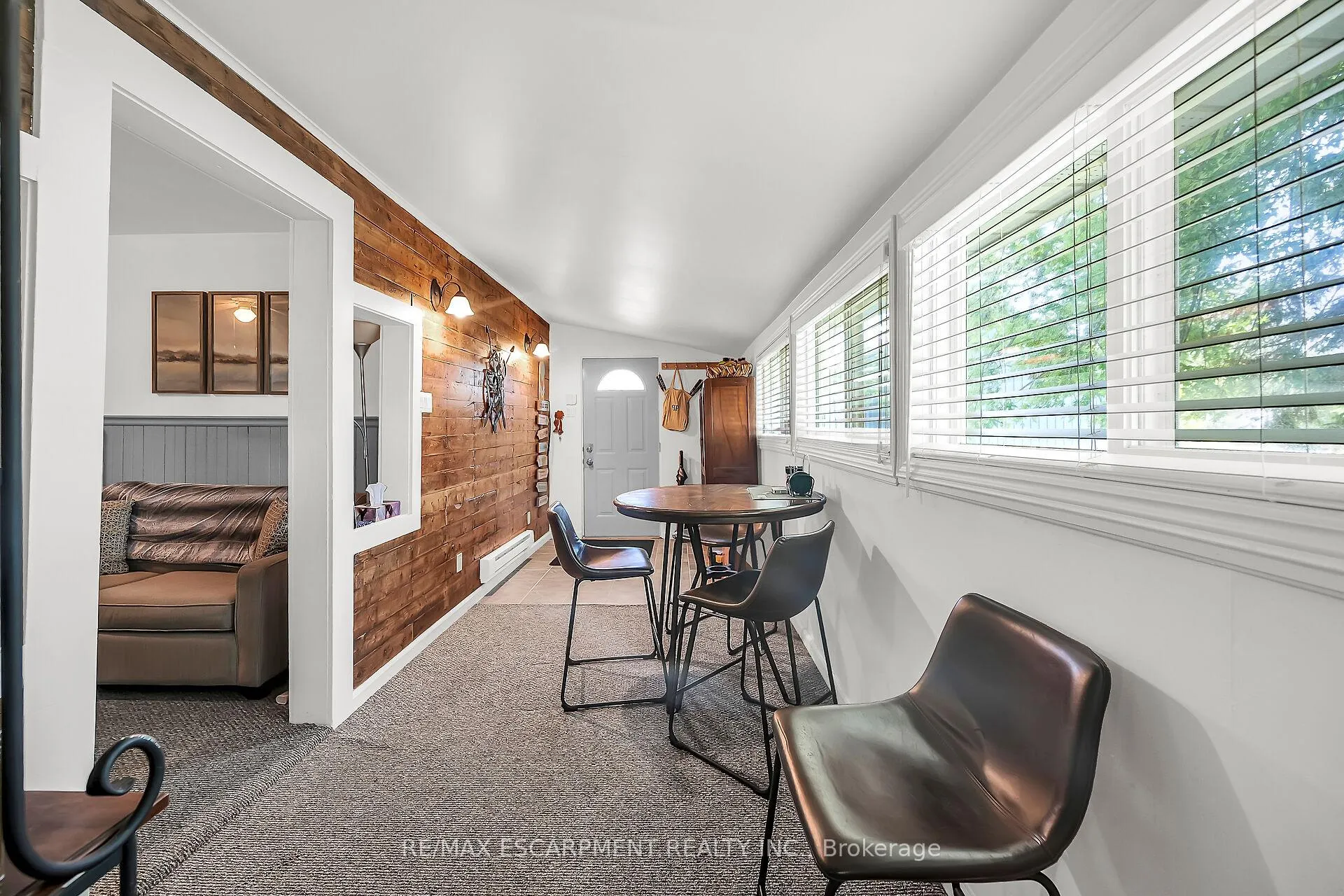 Photo 9 of 1041 Lakeshore Road, Haldimand — HOMEH