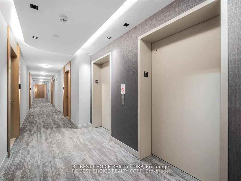 Photo 5 of Unit 1008, 65 Annie Craig Drive, Etobicoke, Mimico — HOMEH