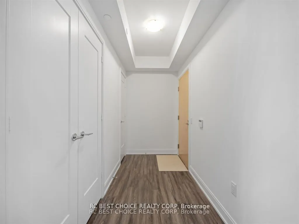 Photo 7 of Unit 1008, 65 Annie Craig Drive, Etobicoke, Mimico — HOMEH