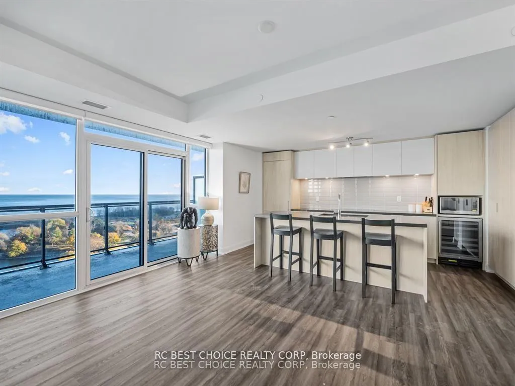 Photo 12 of Unit 1008, 65 Annie Craig Drive, Etobicoke, Mimico — HOMEH