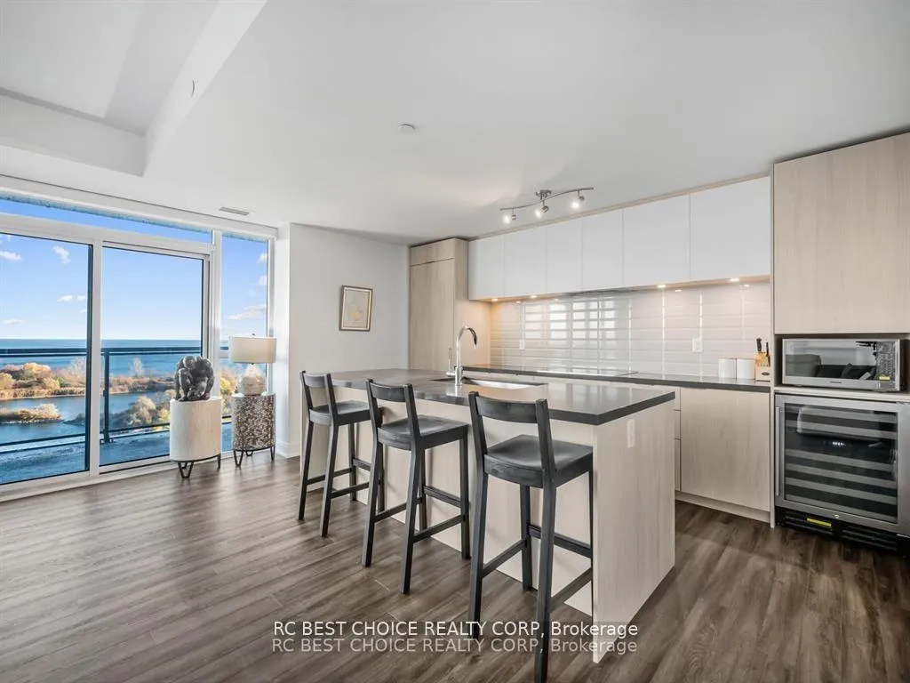 Photo 16 of Unit 1008, 65 Annie Craig Drive, Etobicoke, Mimico — HOMEH
