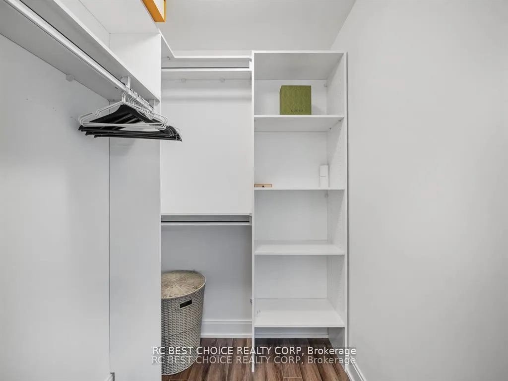 Photo 18 of Unit 1008, 65 Annie Craig Drive, Etobicoke, Mimico — HOMEH
