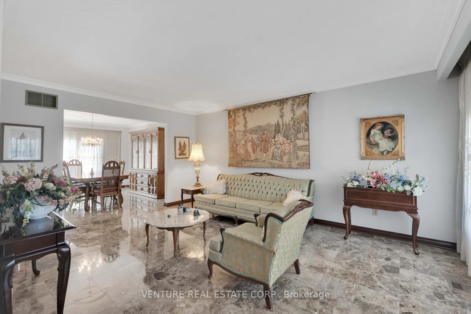 Photo 10 of 83 Jeanne Drive, Vaughan, East Woodbridge — HOMEH