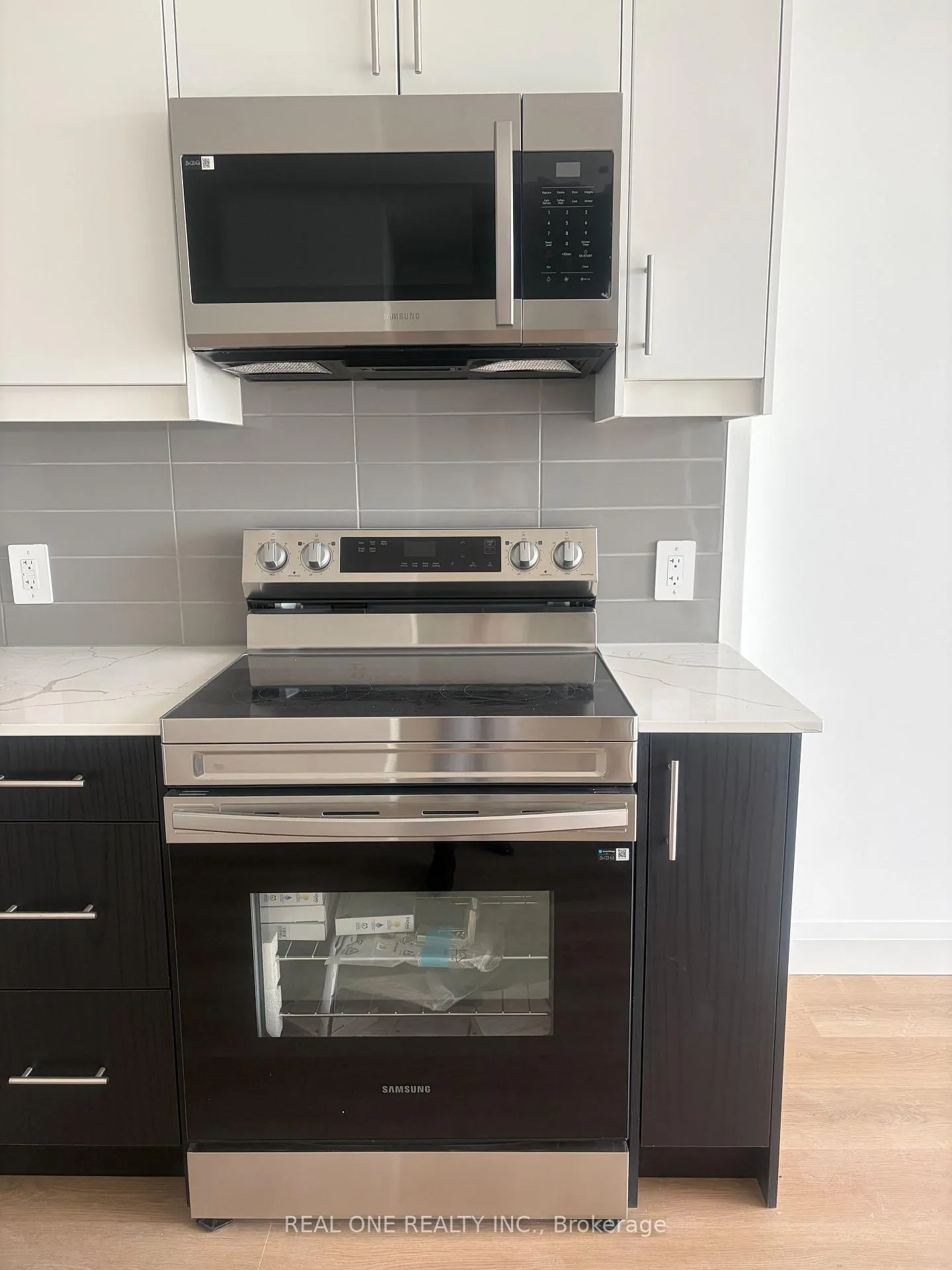Photo 7 of Unit 1010, 1333 Weber Street E, Kitchener — HOMEH