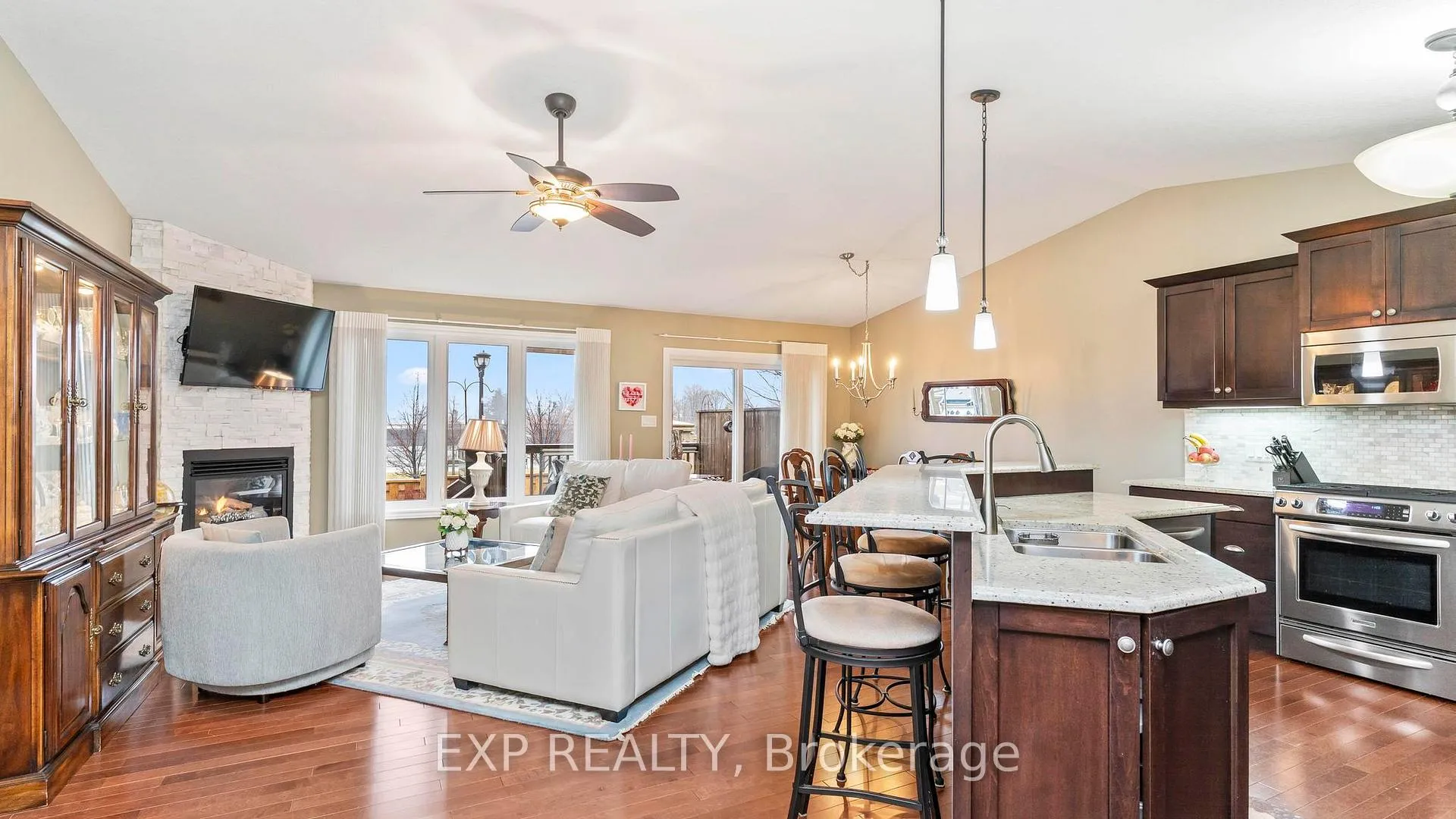Photo 7 of Unit 14, 2100 Denview Avenue, London, North S — HOMEH