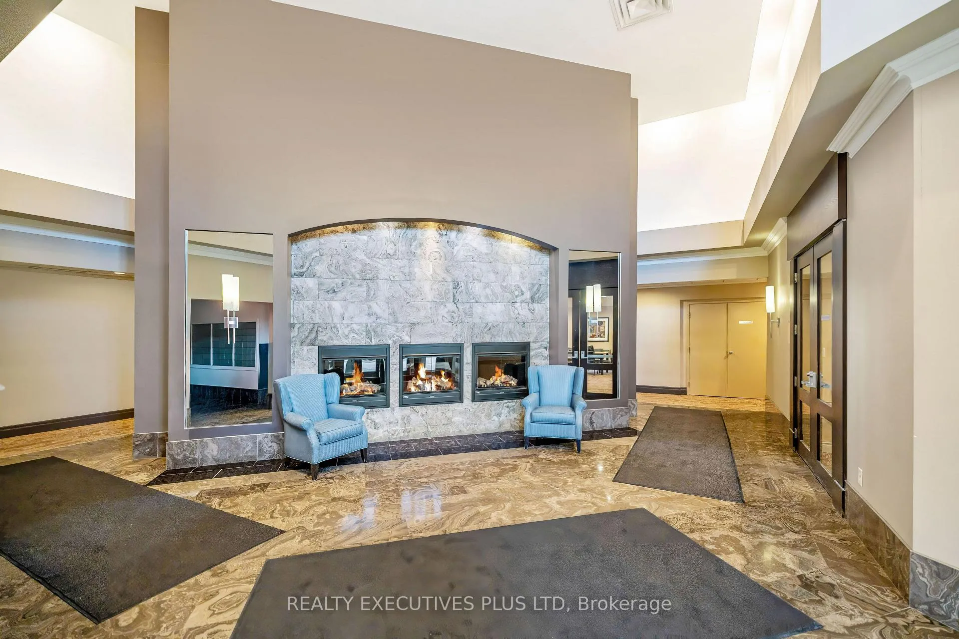 Photo 3 of Unit 414, 245 Dalesford Road, Etobicoke, Stonegate-Queensway — HOMEH
