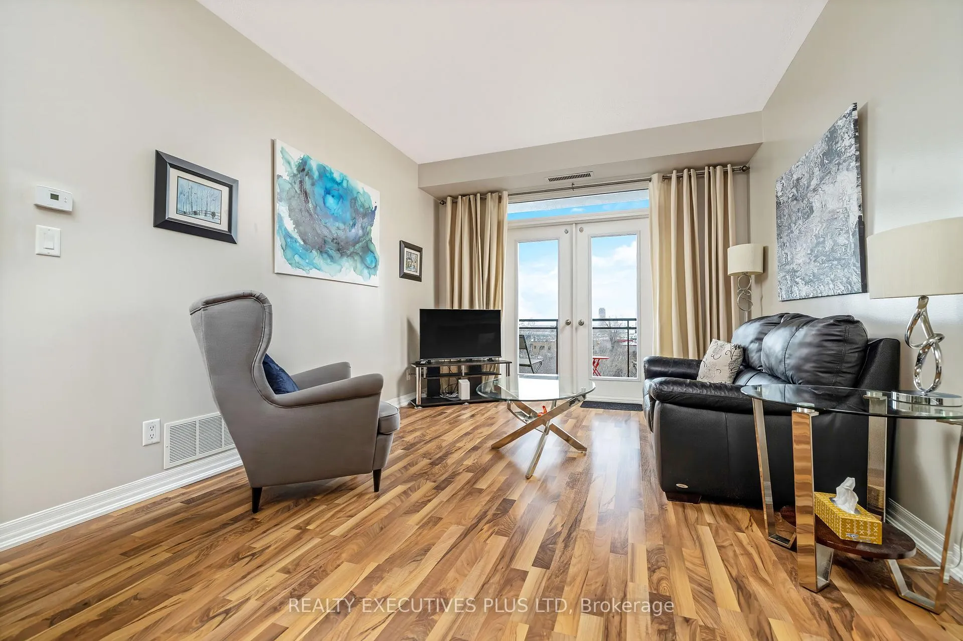 Photo 4 of Unit 414, 245 Dalesford Road, Etobicoke, Stonegate-Queensway — HOMEH