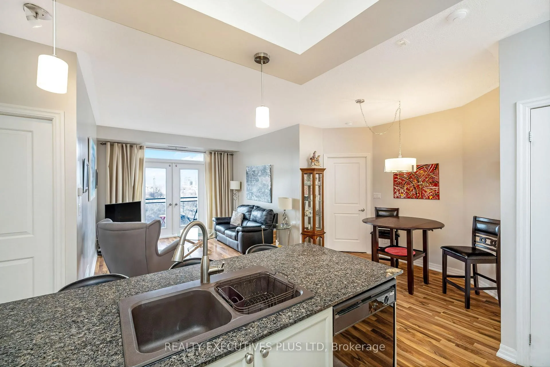 Photo 10 of Unit 414, 245 Dalesford Road, Etobicoke, Stonegate-Queensway — HOMEH
