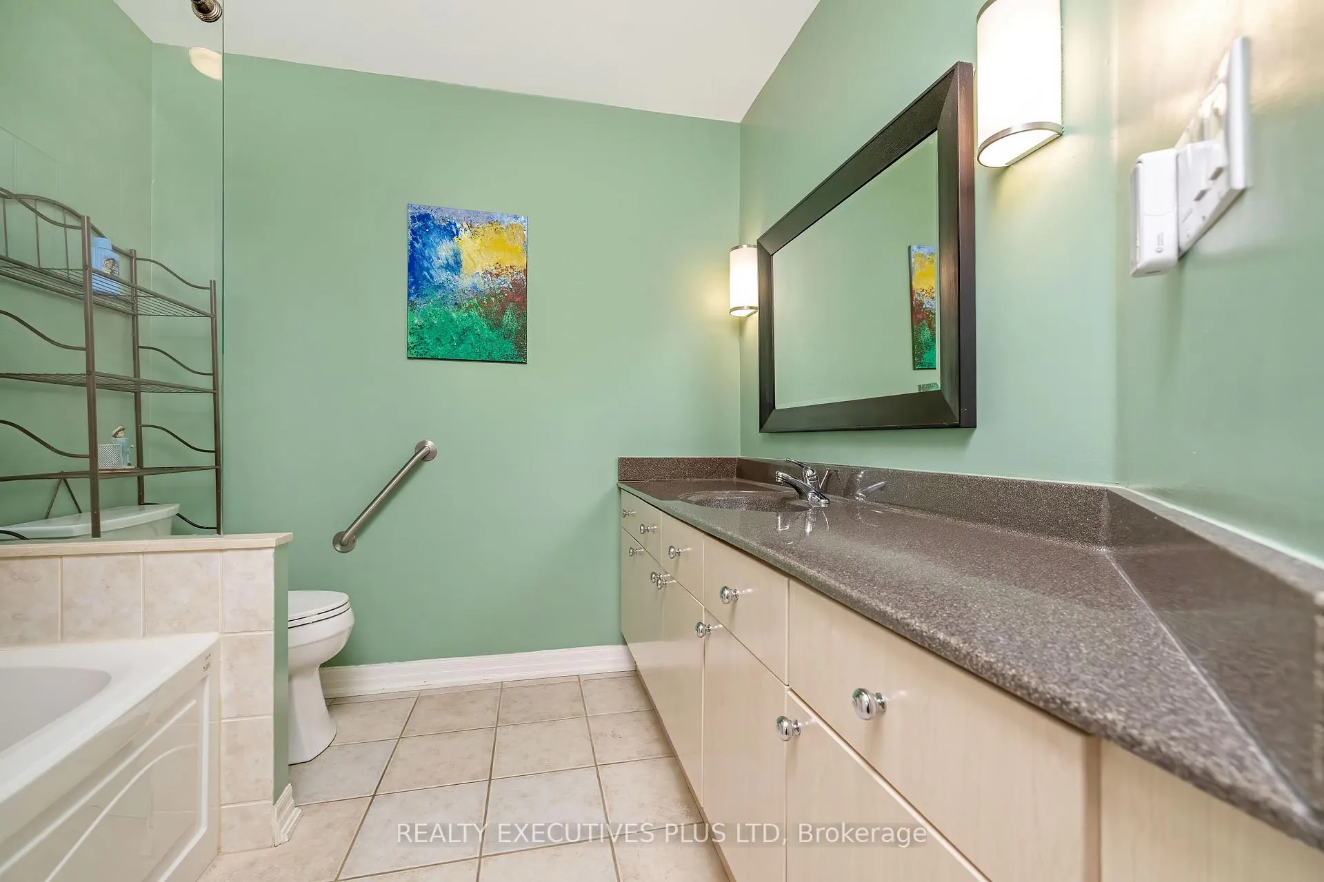 Photo 19 of Unit 414, 245 Dalesford Road, Etobicoke, Stonegate-Queensway — HOMEH