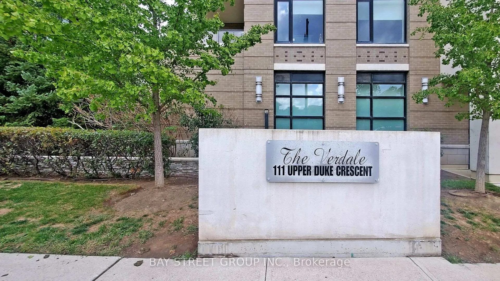 Photo 2 of Unit 904, 111 Upper Duke Crescent, Markham, Unionville — HOMEH