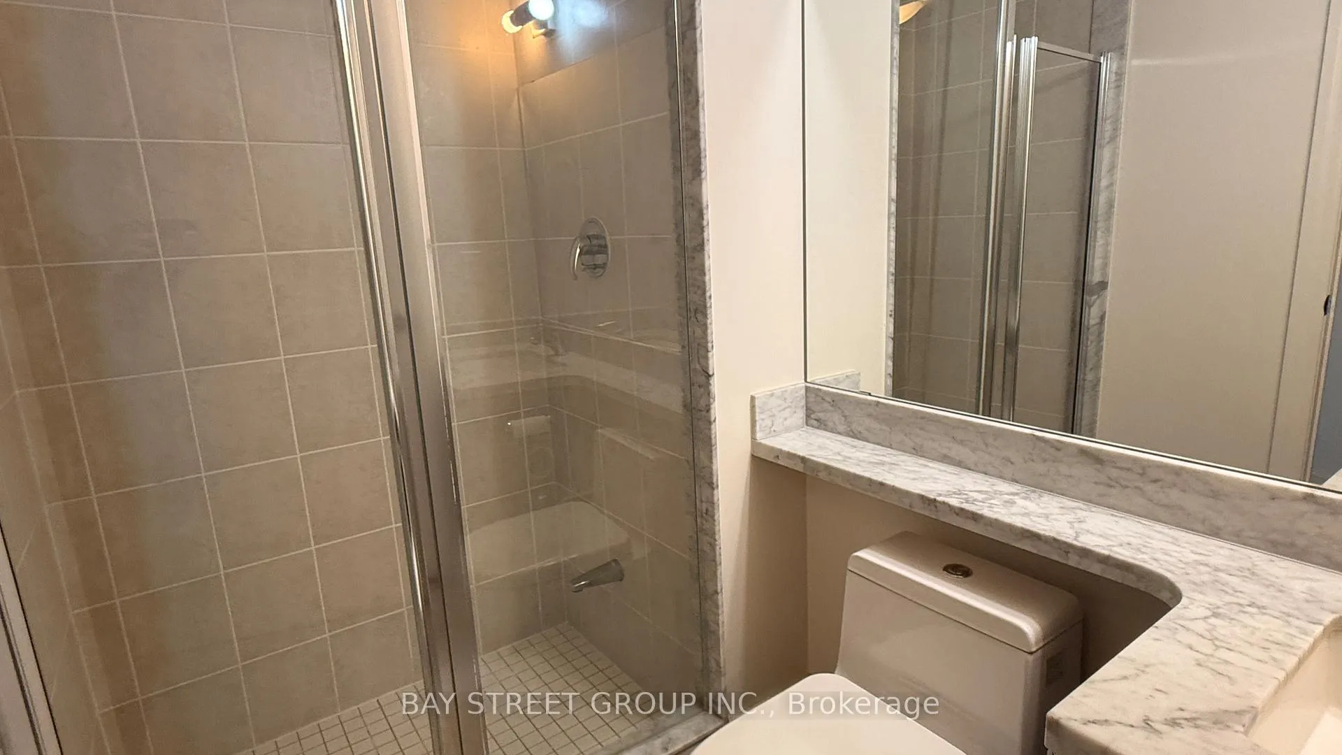 Photo 13 of Unit 904, 111 Upper Duke Crescent, Markham, Unionville — HOMEH