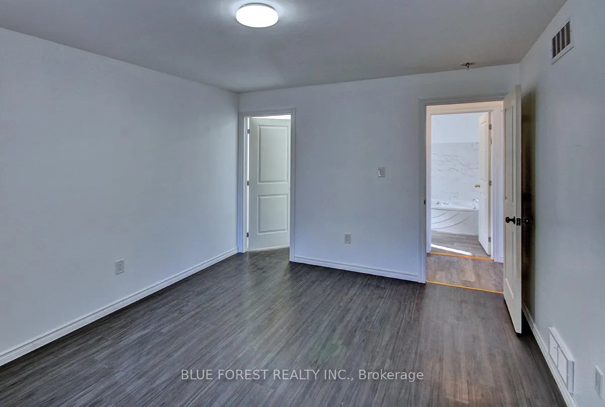 Photo 16 of 146 Emerson Avenue, London, South I — HOMEH