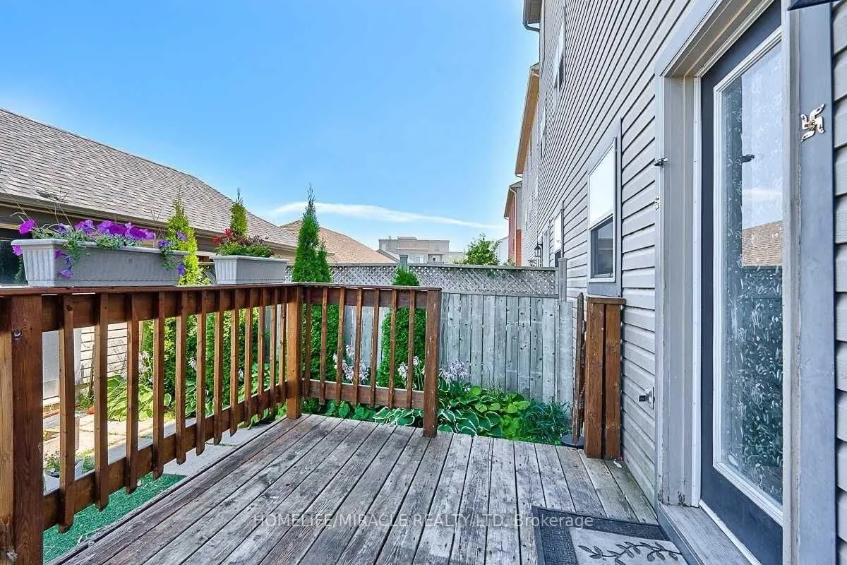 Photo 19 of 101 Glenashton Drive, Oakville, River Oaks — HOMEH
