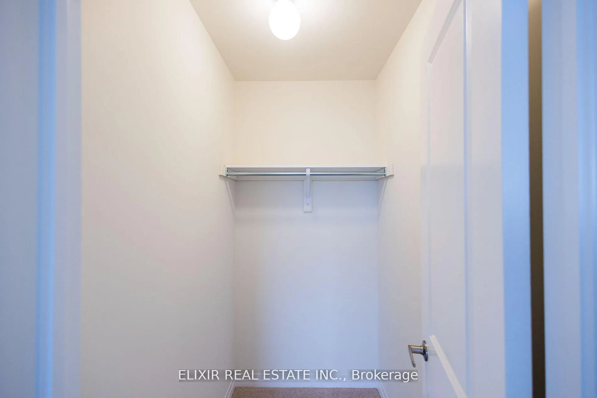 Photo 3 of 20 Molnar Crescent, Brantford — HOMEH