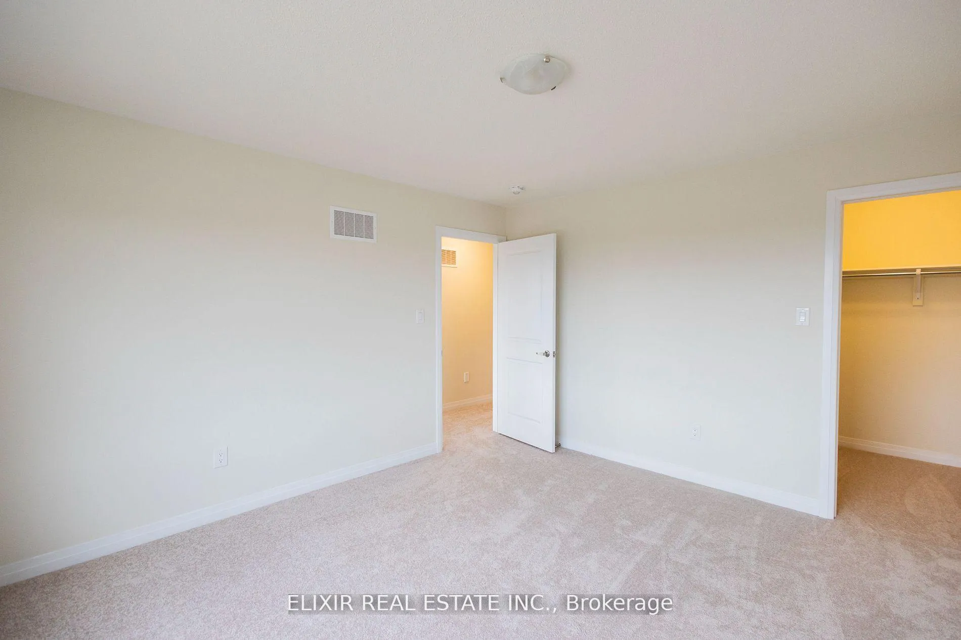 Photo 4 of 20 Molnar Crescent, Brantford — HOMEH