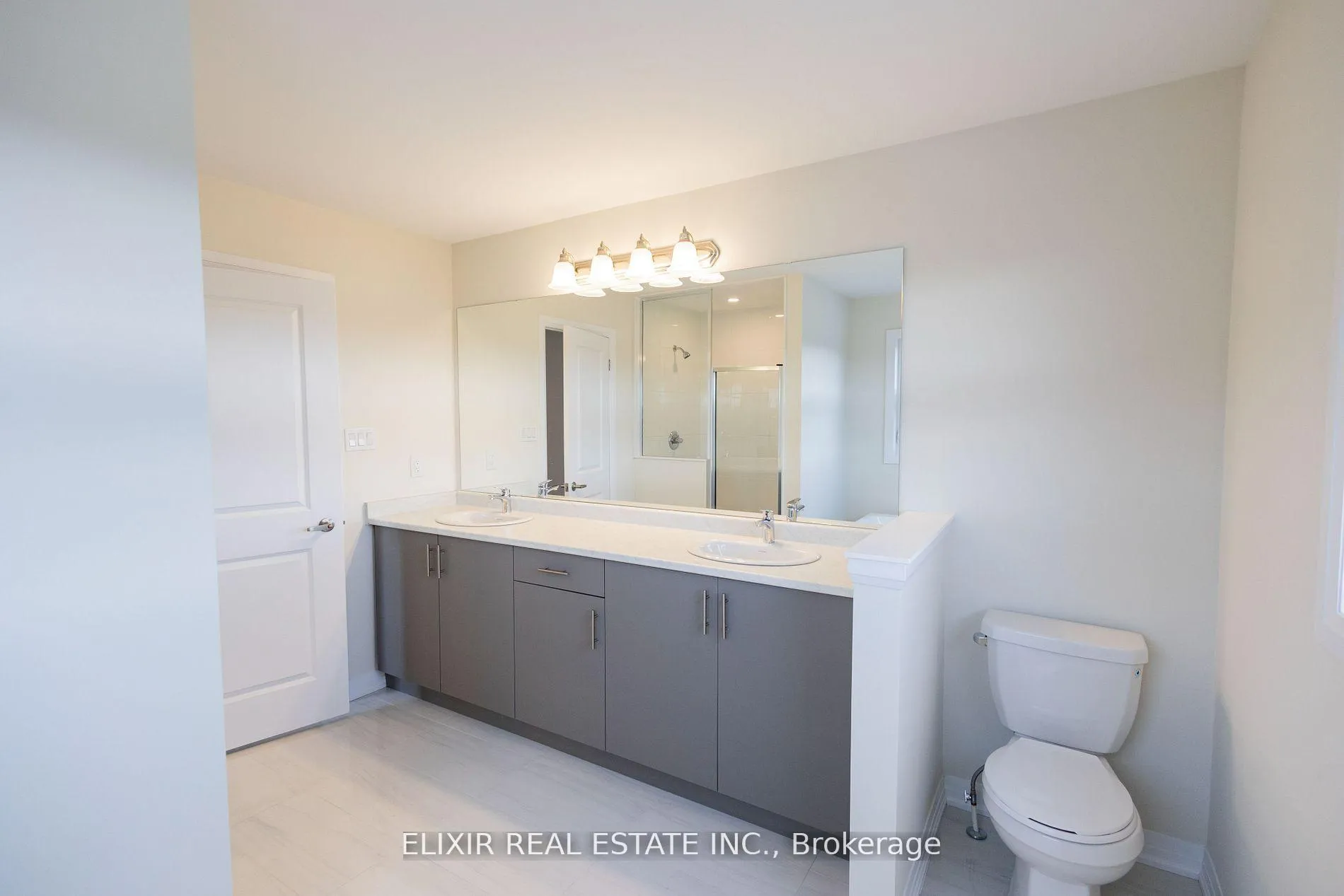 Photo 12 of 20 Molnar Crescent, Brantford — HOMEH