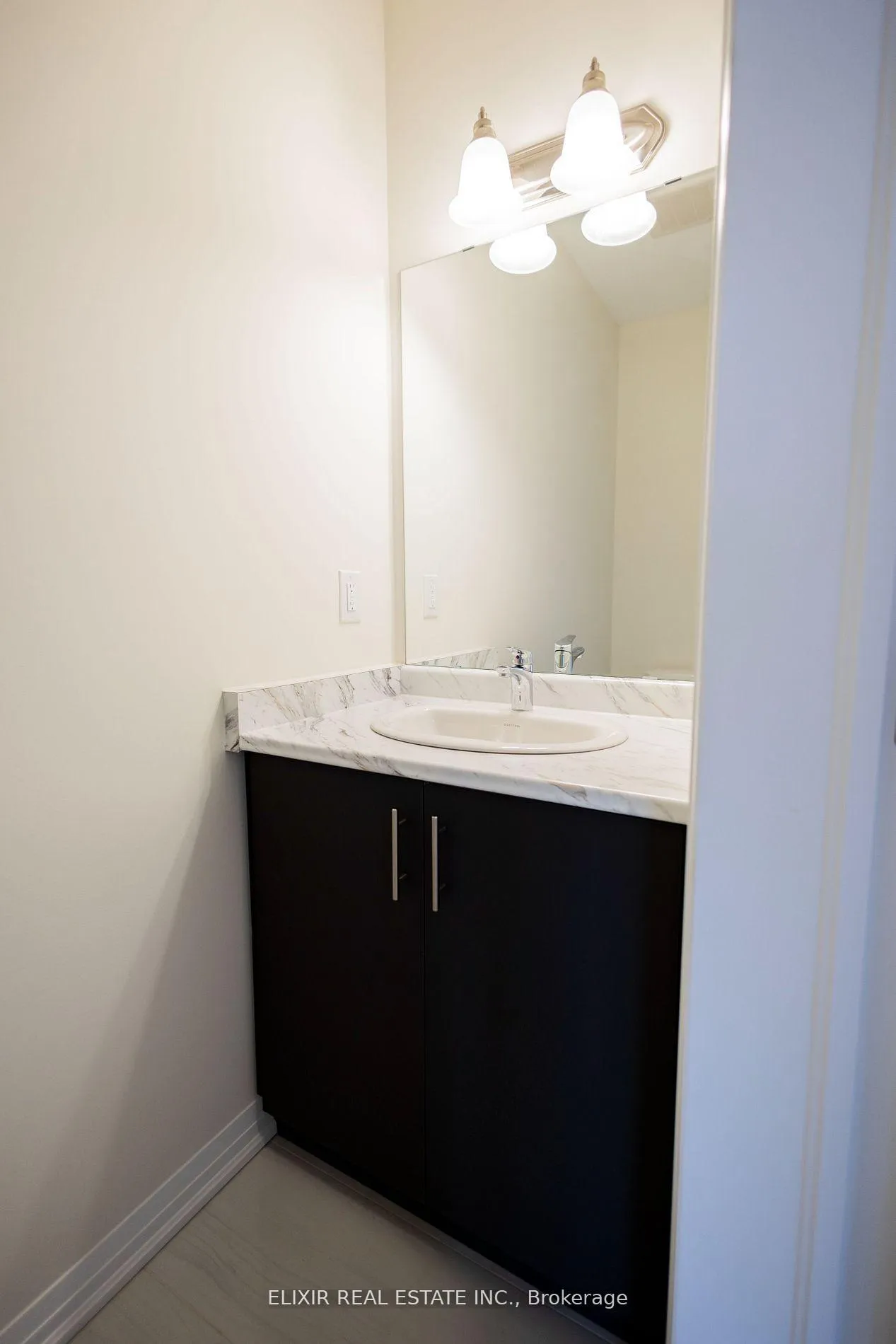 Photo 19 of 20 Molnar Crescent, Brantford — HOMEH